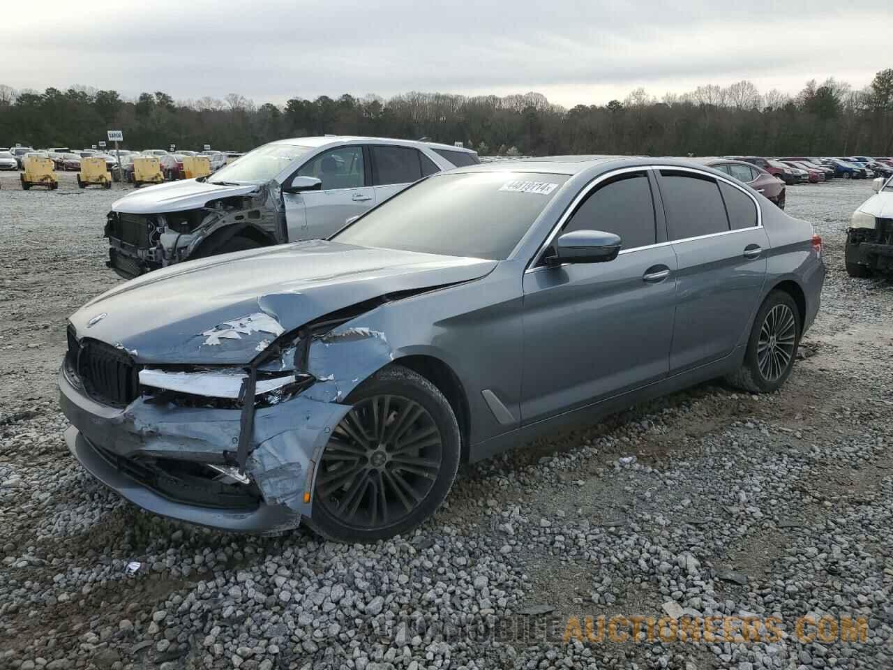 WBAJA7C52JWC74882 BMW 5 SERIES 2018