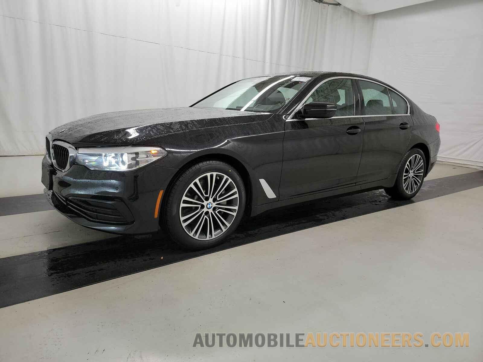 WBAJA7C52KWW07242 BMW 5 Series 2019