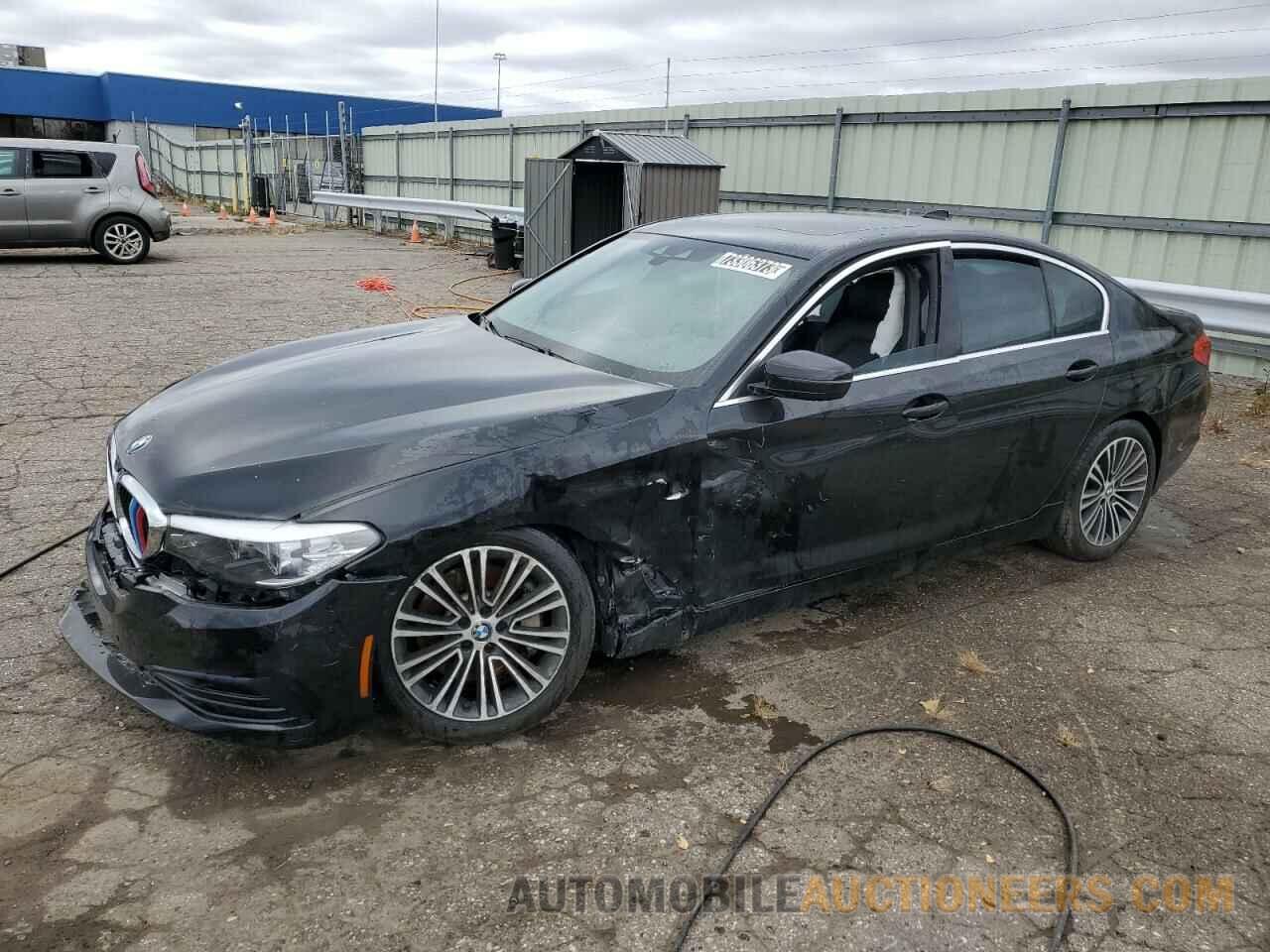 WBAJA7C52KWW17009 BMW 5 SERIES 2019