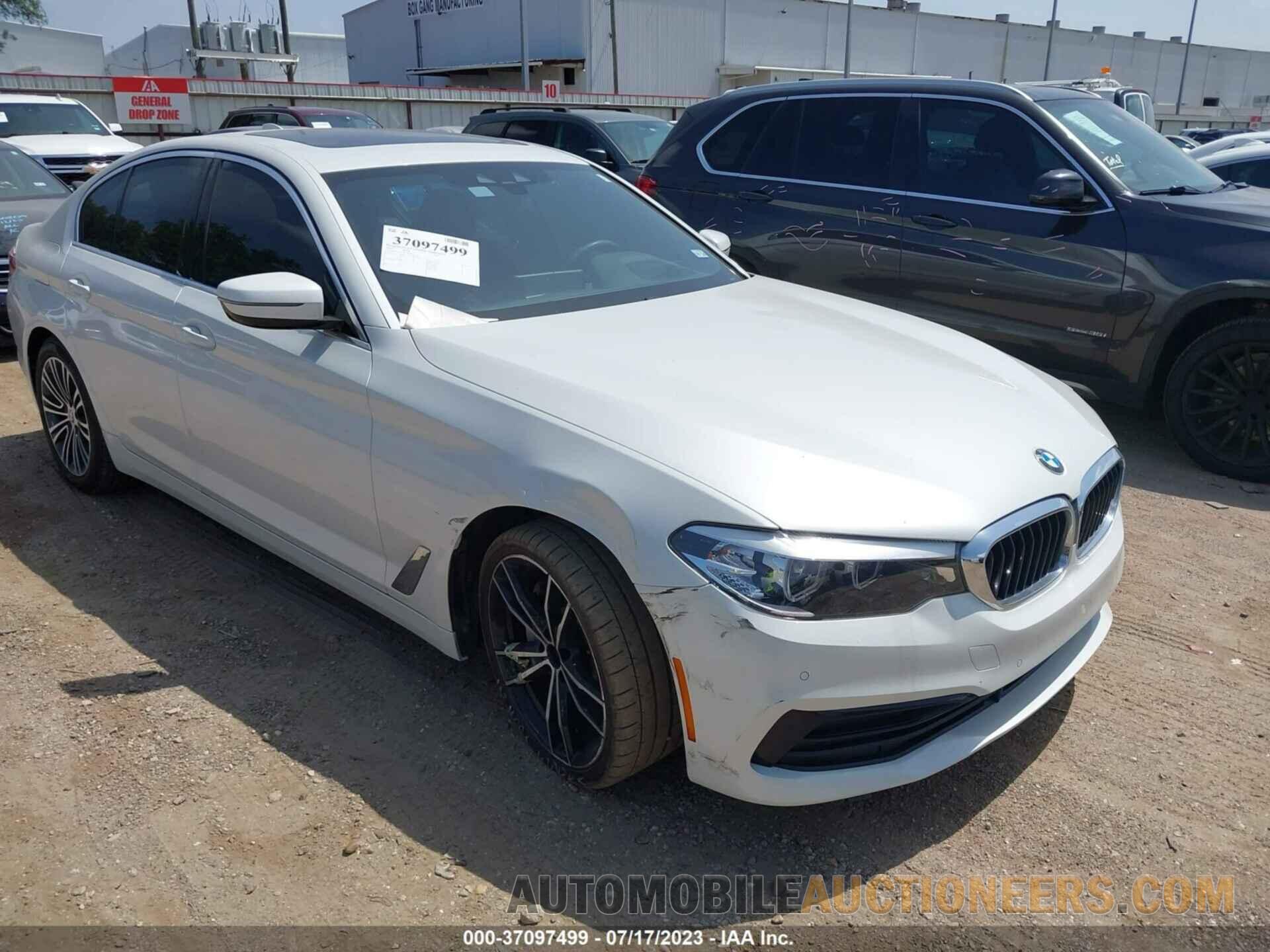 WBAJA7C53KWW39777 BMW 5 SERIES 2019