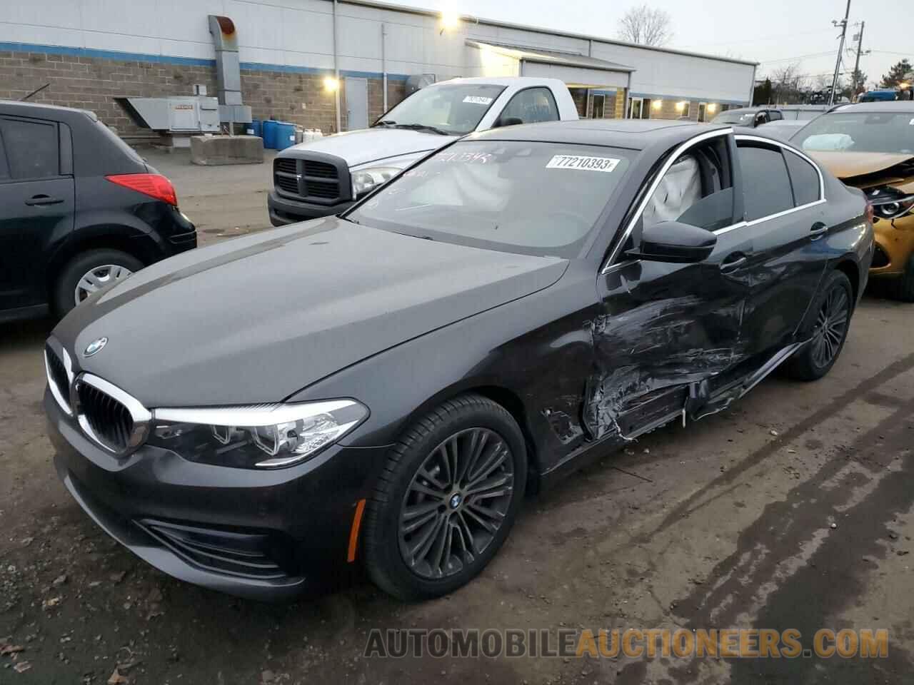 WBAJA7C55KG910557 BMW 5 SERIES 2019