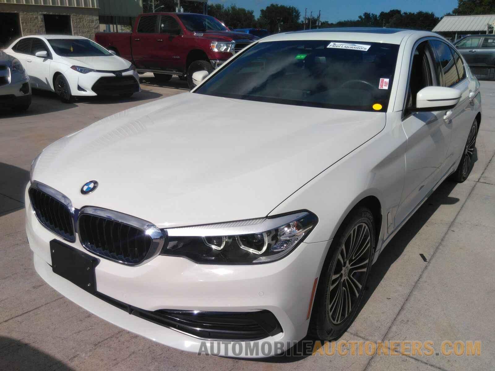 WBAJA7C55KWW07333 BMW 5 Series 2019