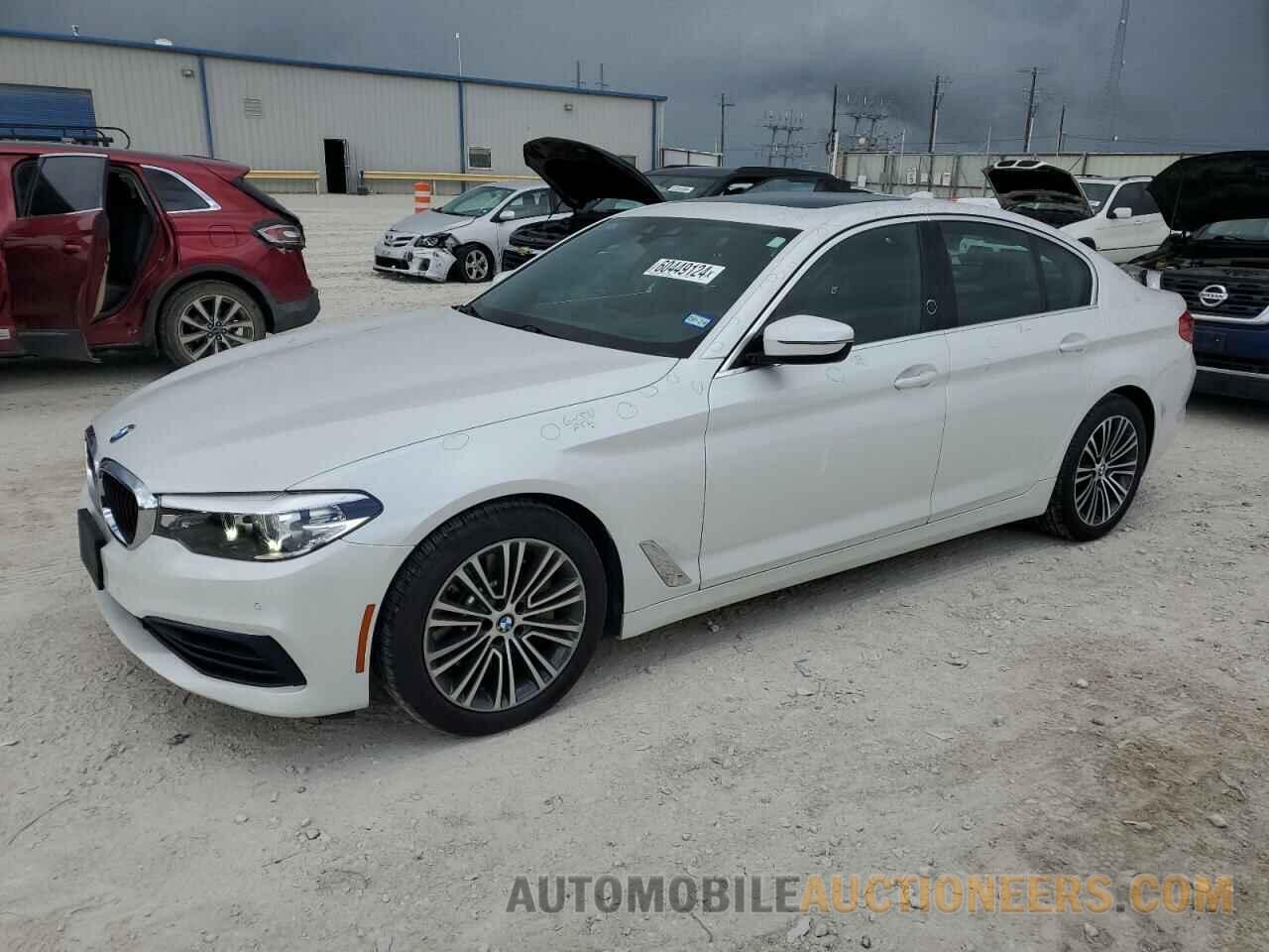 WBAJA7C56KG911054 BMW 5 SERIES 2019