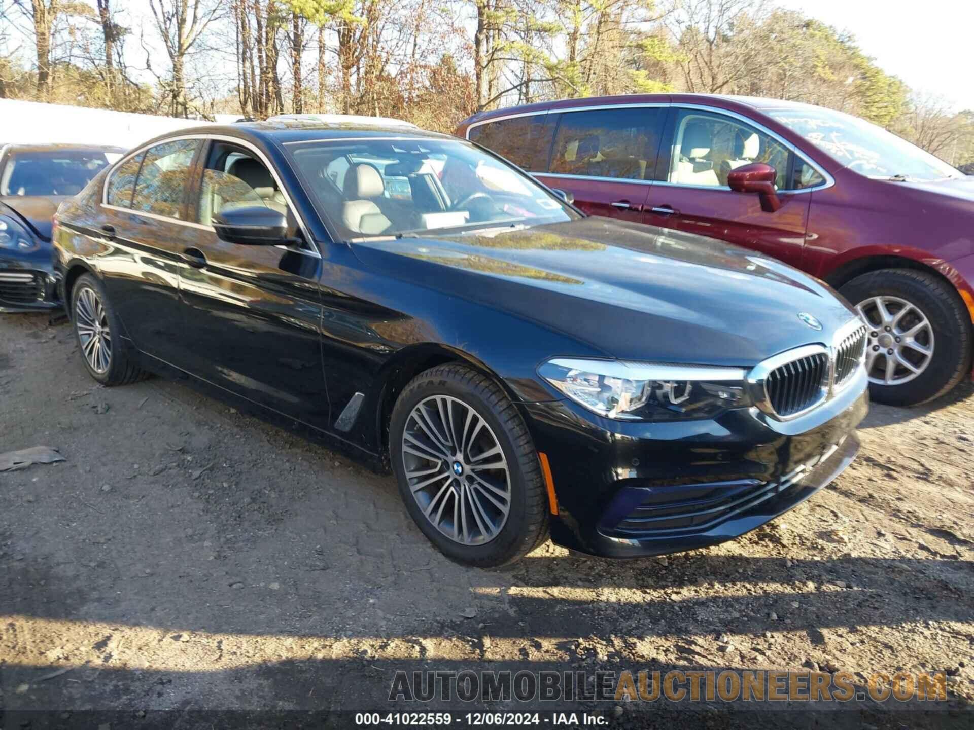 WBAJA7C56KWW07504 BMW 530I 2019