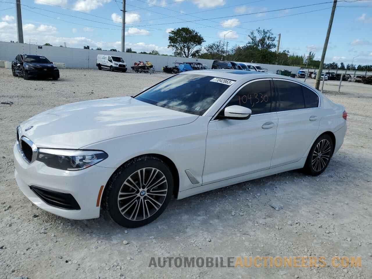 WBAJA7C56KWW19409 BMW 5 SERIES 2019