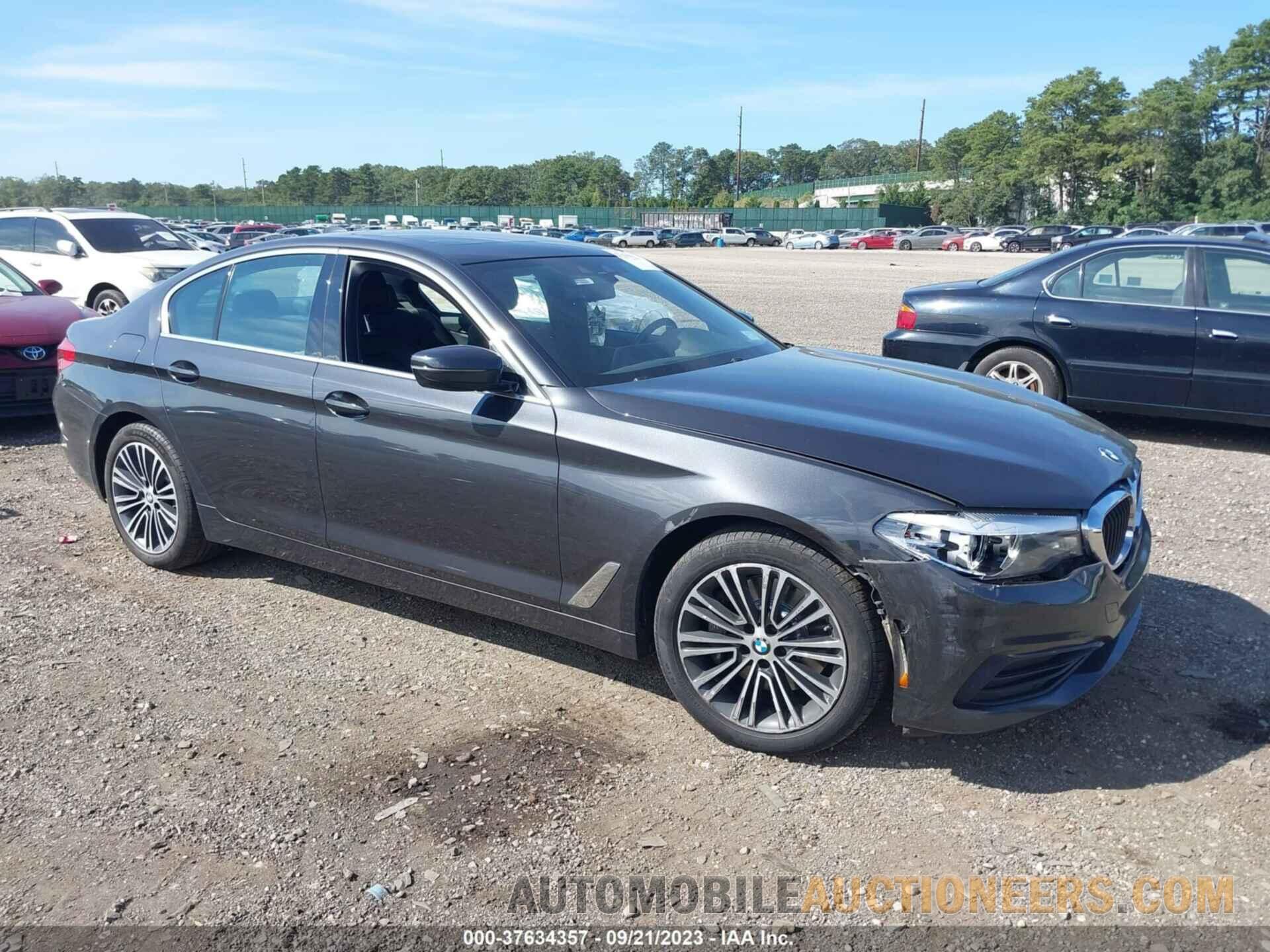 WBAJA7C57KG910012 BMW 5 SERIES 2019