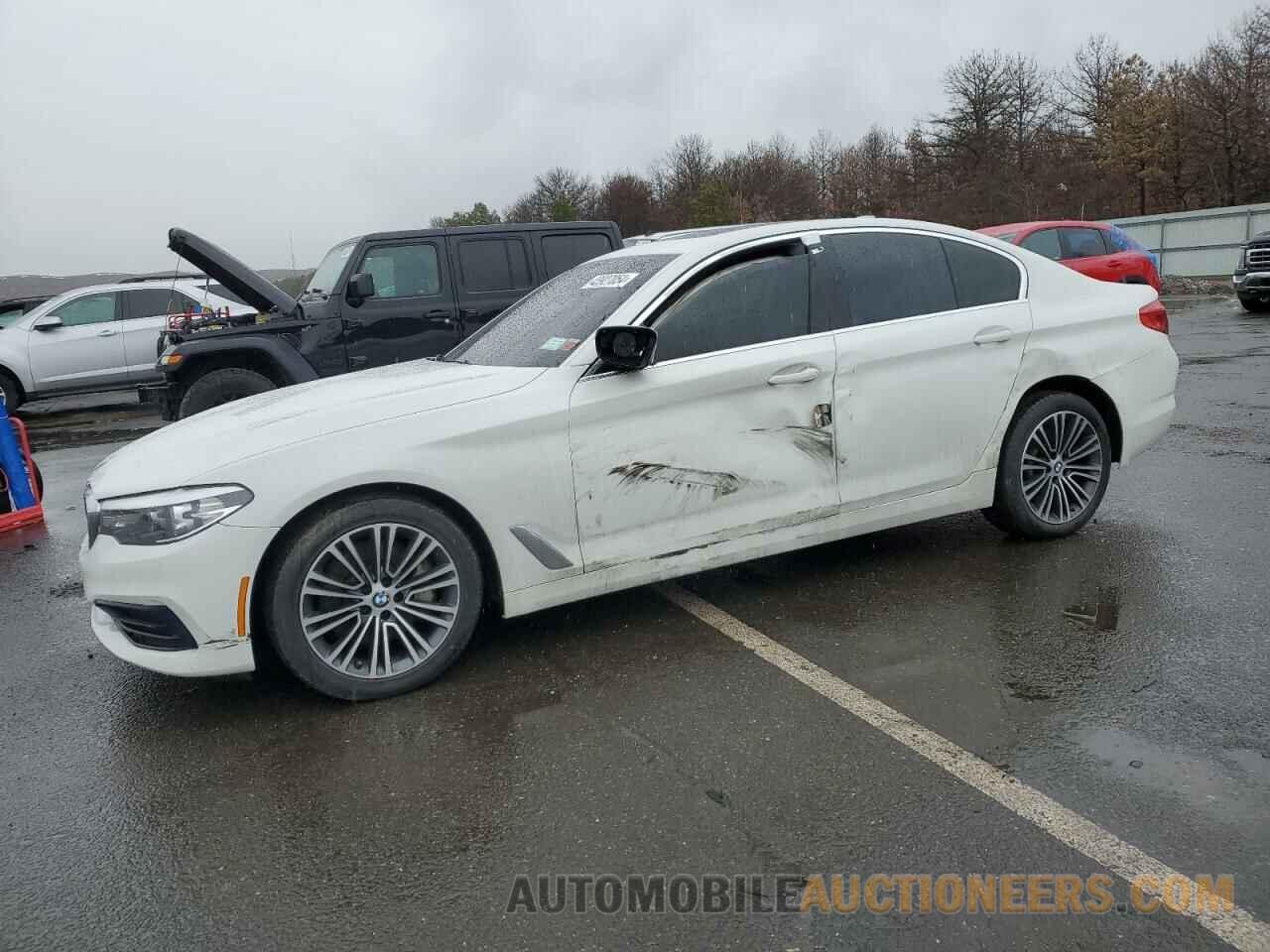 WBAJA7C57KWW06037 BMW 5 SERIES 2019