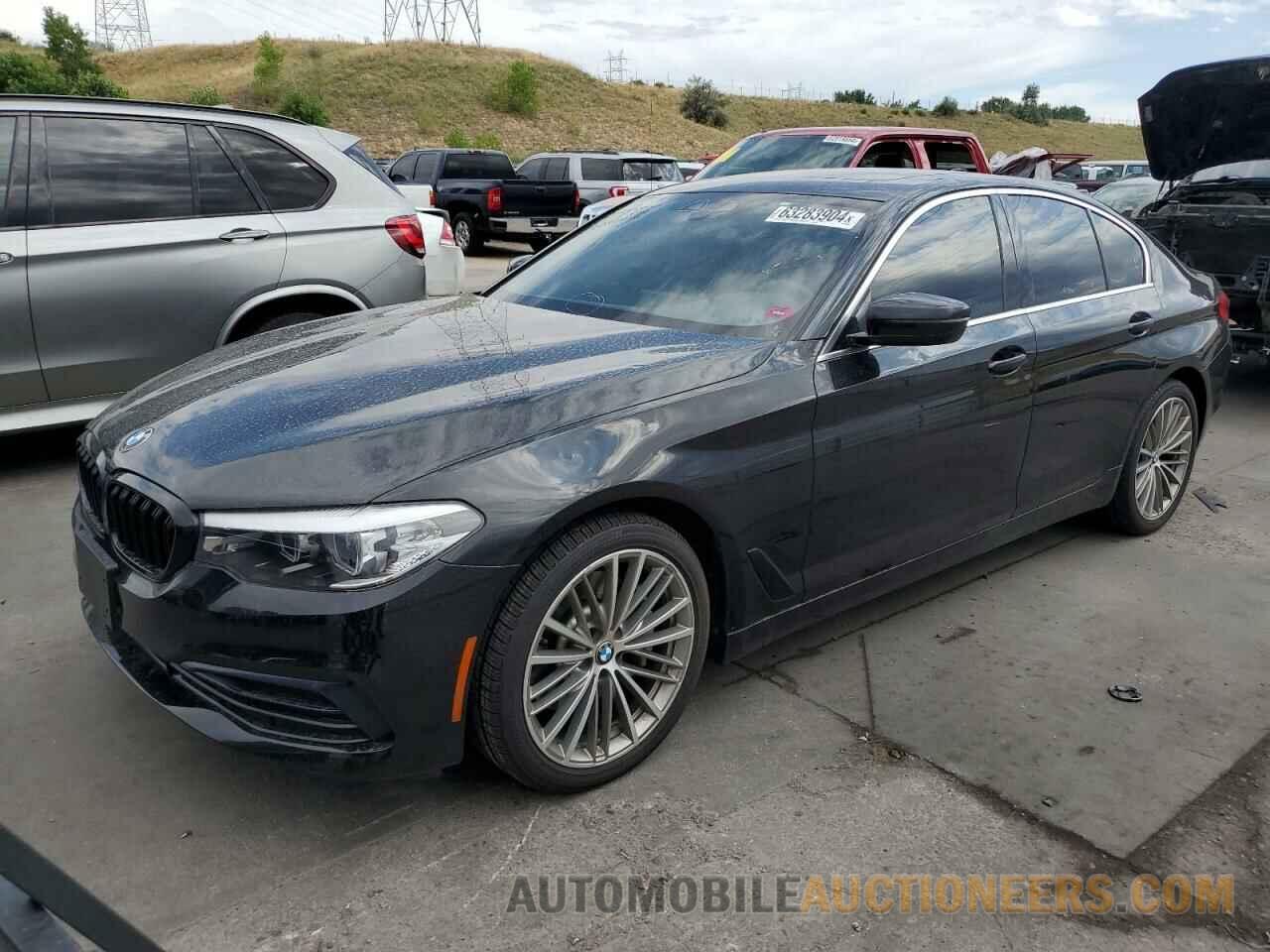 WBAJA7C57KWW44111 BMW 5 SERIES 2019