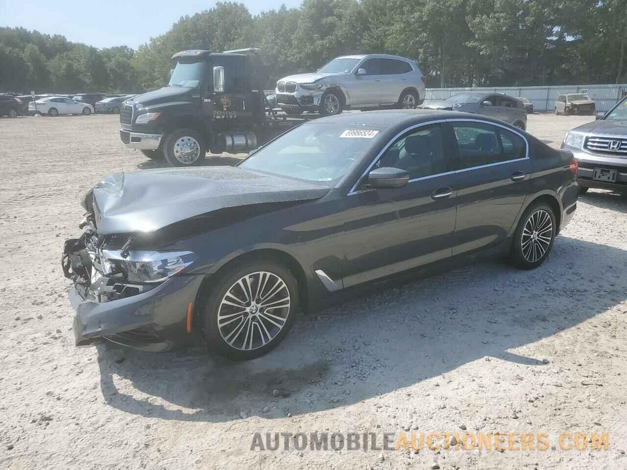 WBAJA7C58JWA74931 BMW 5 SERIES 2018