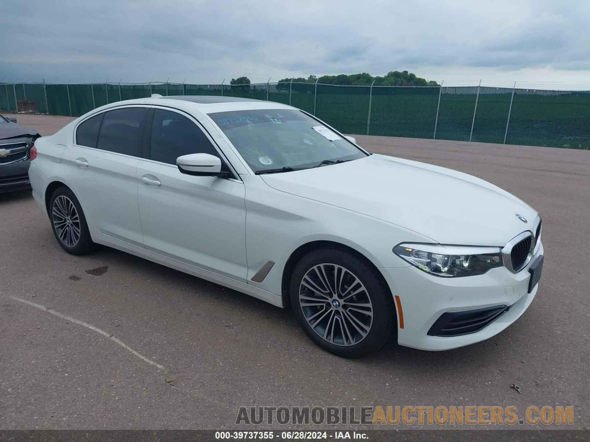 WBAJA7C5XKWW10776 BMW 530I 2019