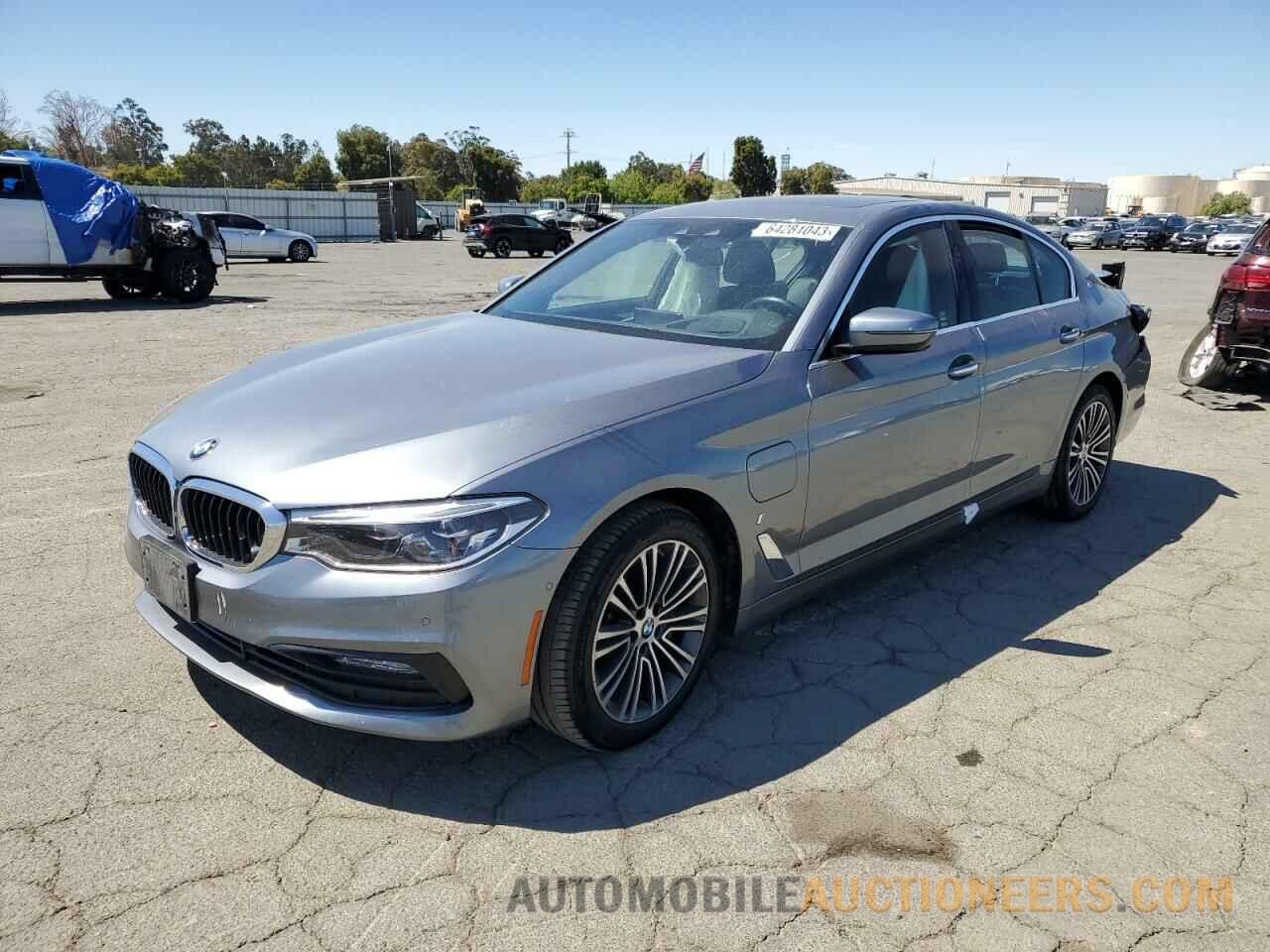 WBAJA9C50JB033421 BMW 5 SERIES 2018