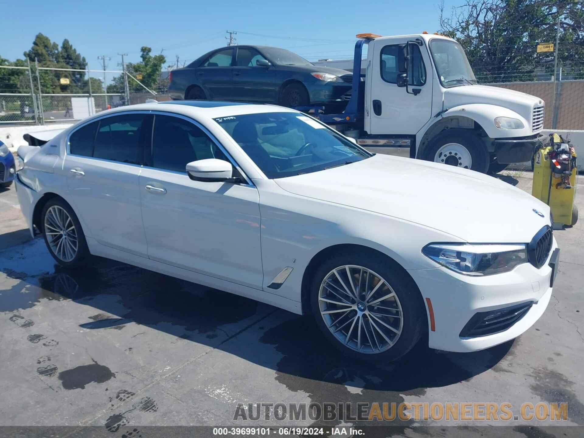 WBAJA9C50JB251181 BMW 530E 2018