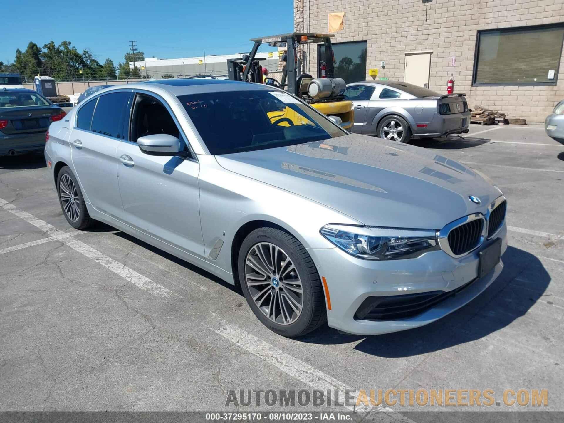 WBAJA9C50KB393080 BMW 5 SERIES 2019