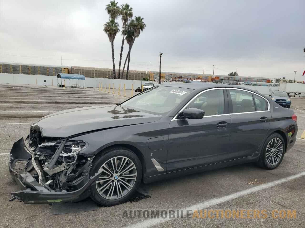 WBAJA9C50KB398957 BMW 5 SERIES 2019