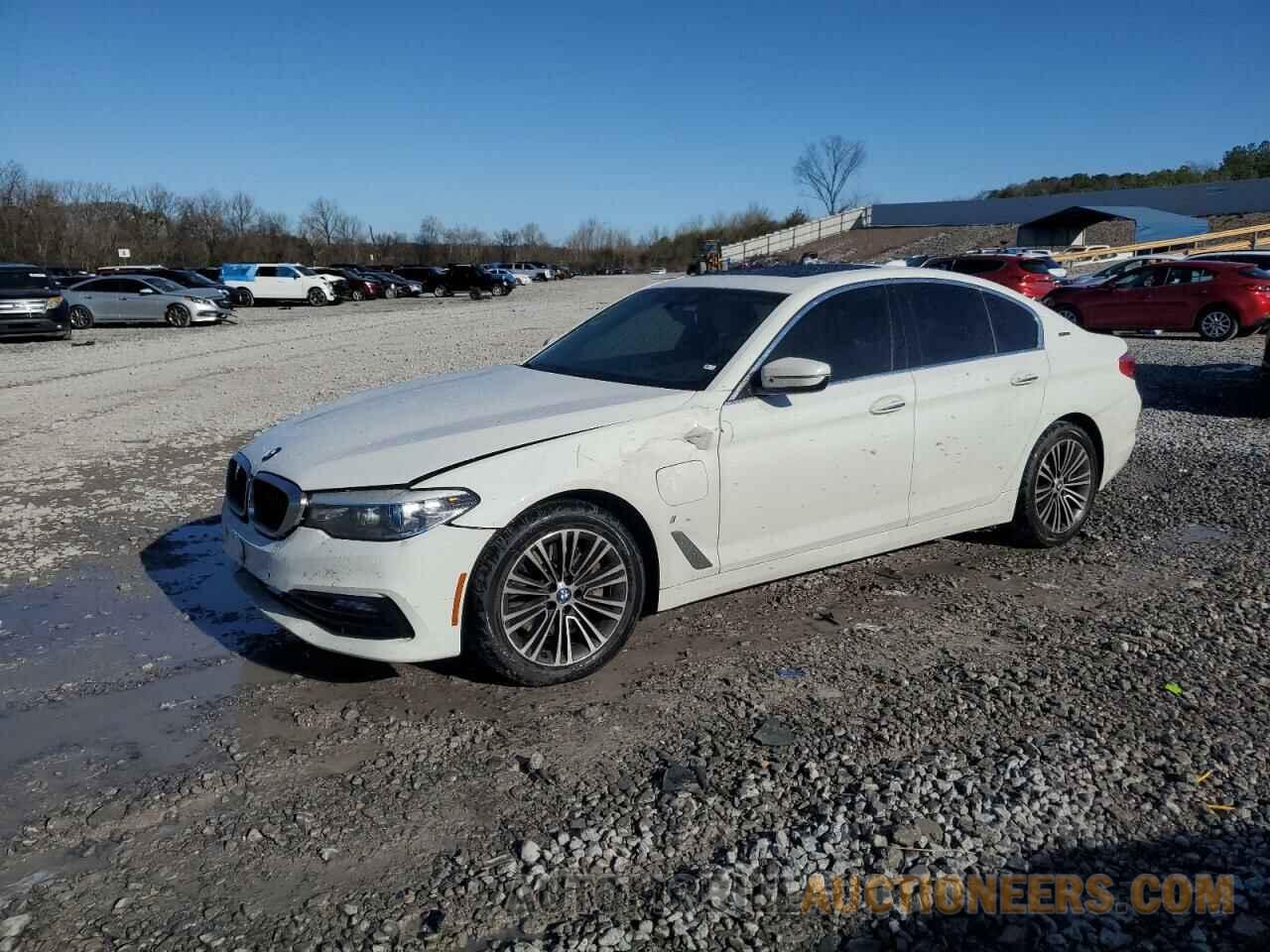 WBAJA9C51JG623209 BMW 5 SERIES 2018