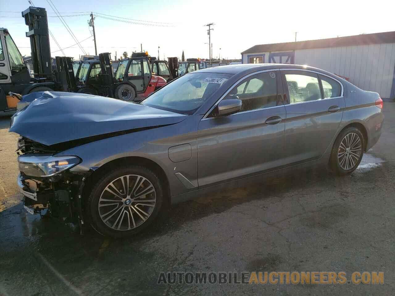 WBAJA9C51KB254446 BMW 5 SERIES 2019