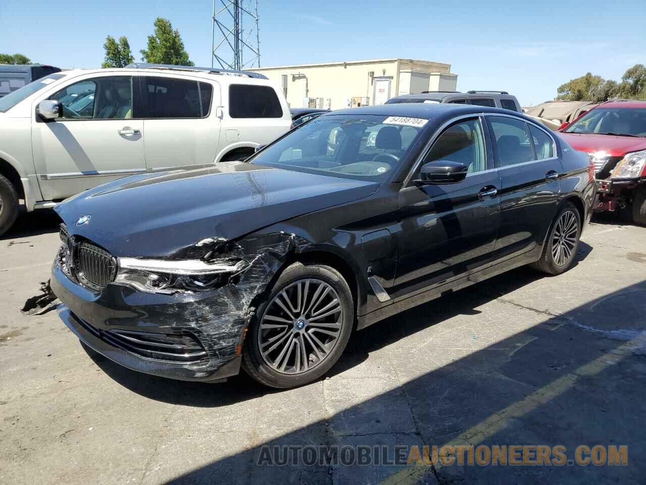 WBAJA9C52JB032822 BMW 5 SERIES 2018