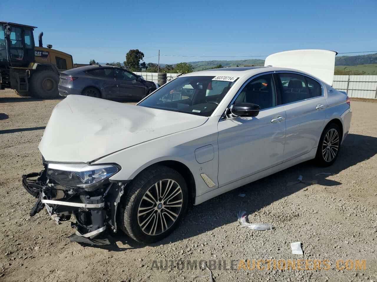 WBAJA9C52JB033517 BMW 5 SERIES 2018