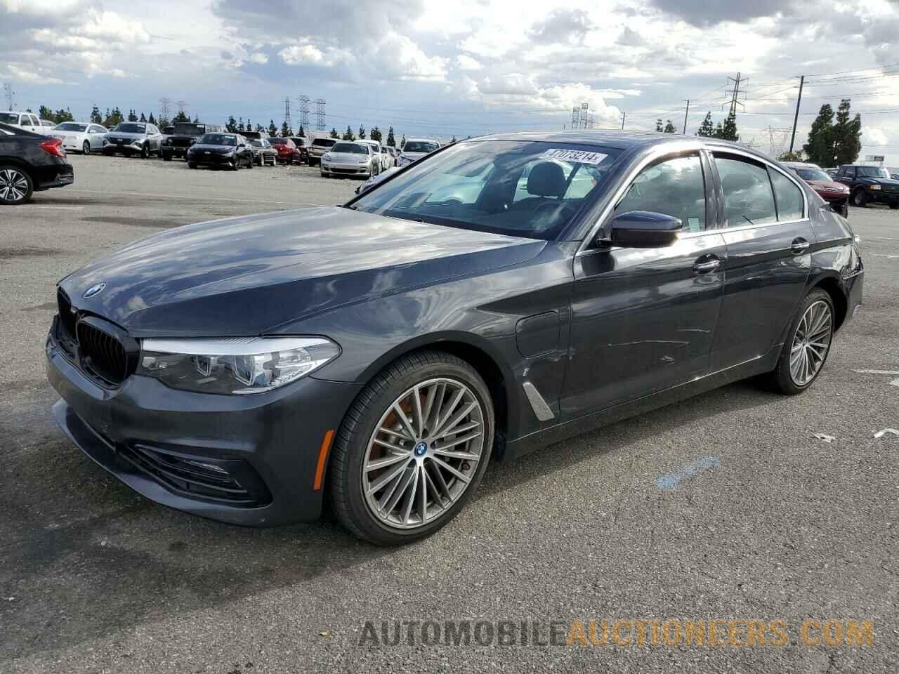 WBAJA9C52JB250632 BMW 5 SERIES 2018