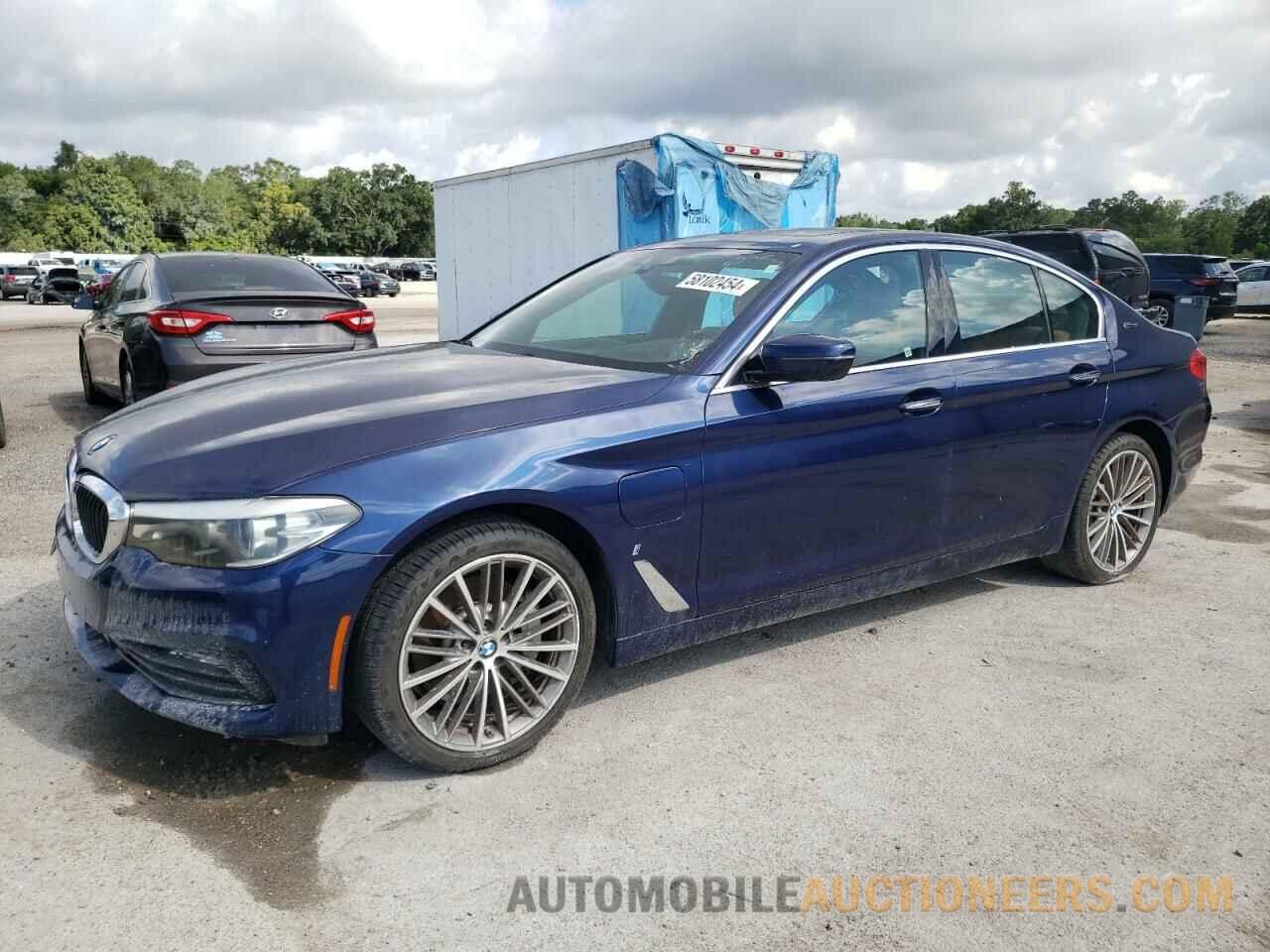 WBAJA9C52JB253546 BMW 5 SERIES 2018