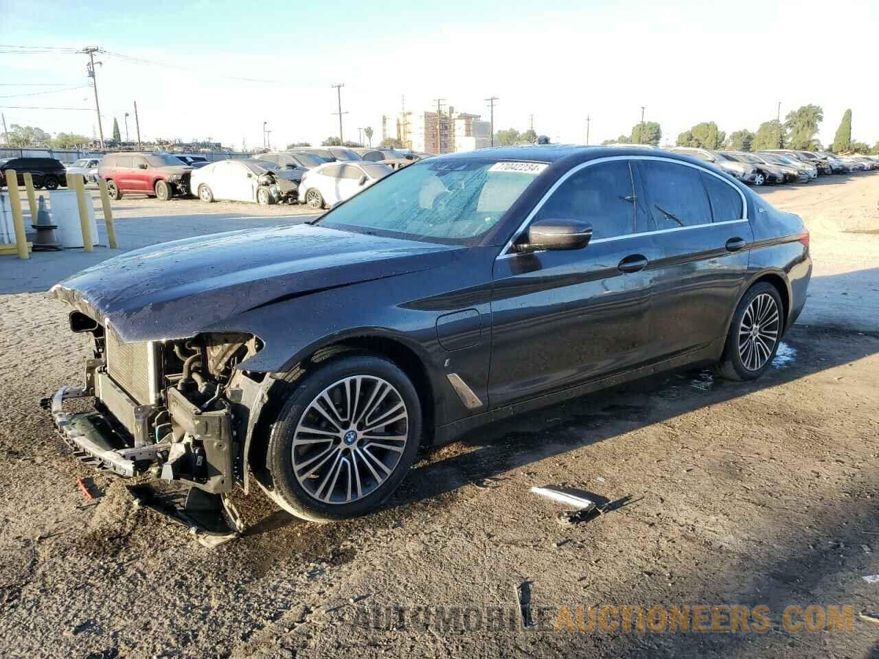 WBAJA9C52KB253998 BMW 5 SERIES 2019