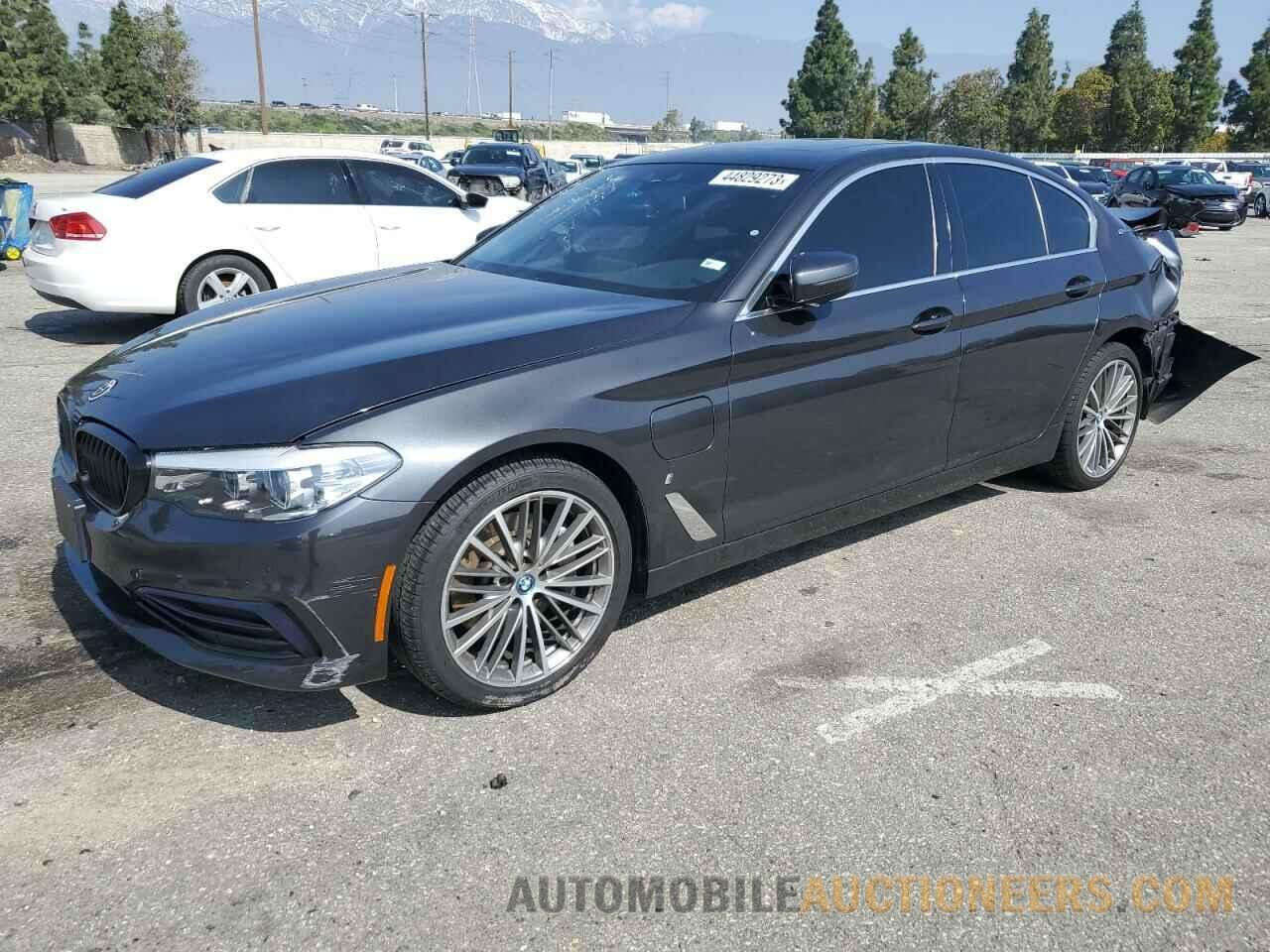 WBAJA9C52KB254424 BMW 5 SERIES 2019