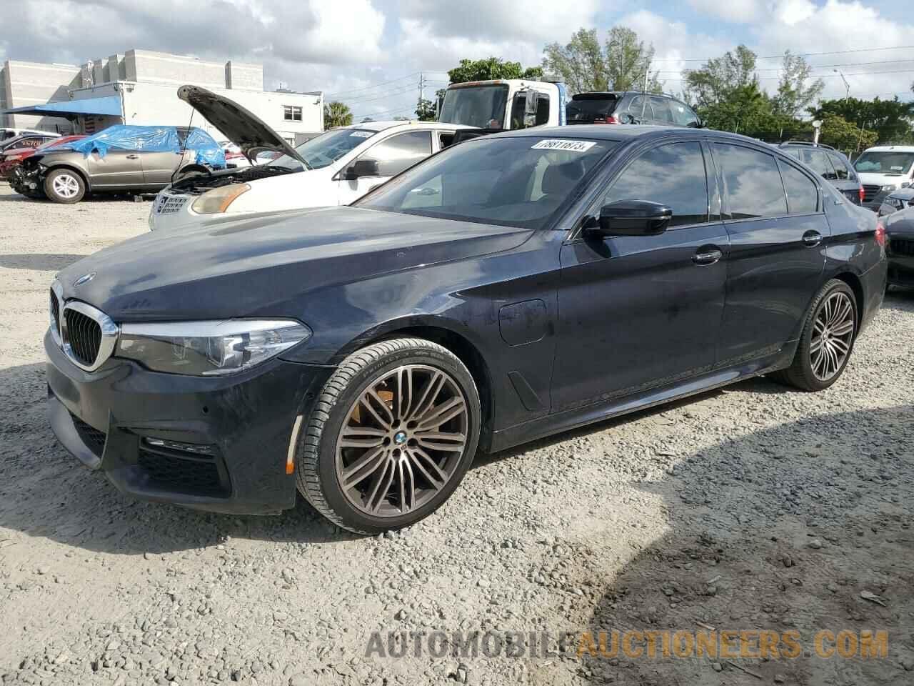 WBAJA9C53JB252003 BMW 5 SERIES 2018