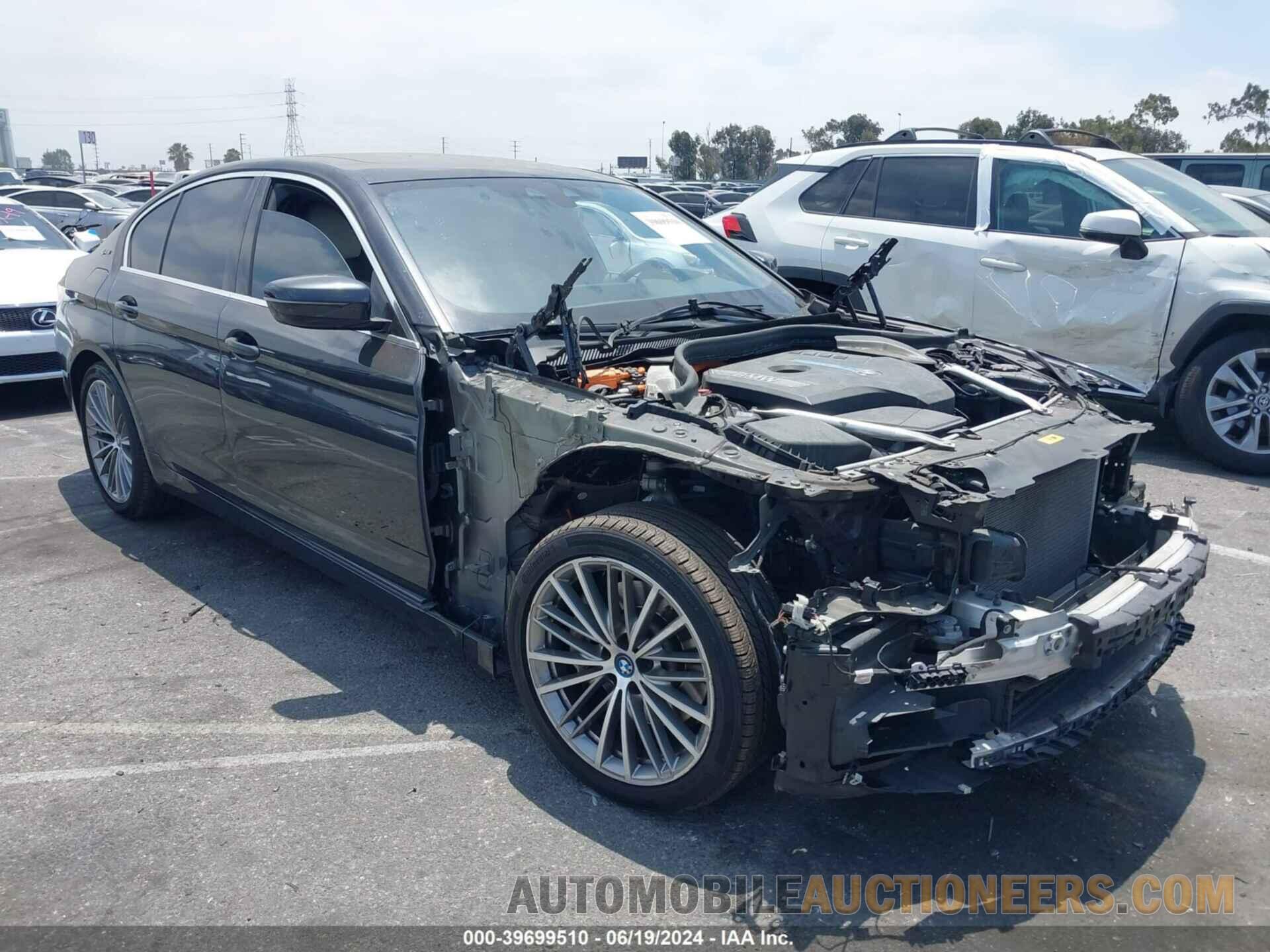 WBAJA9C53KB254884 BMW 530E 2019