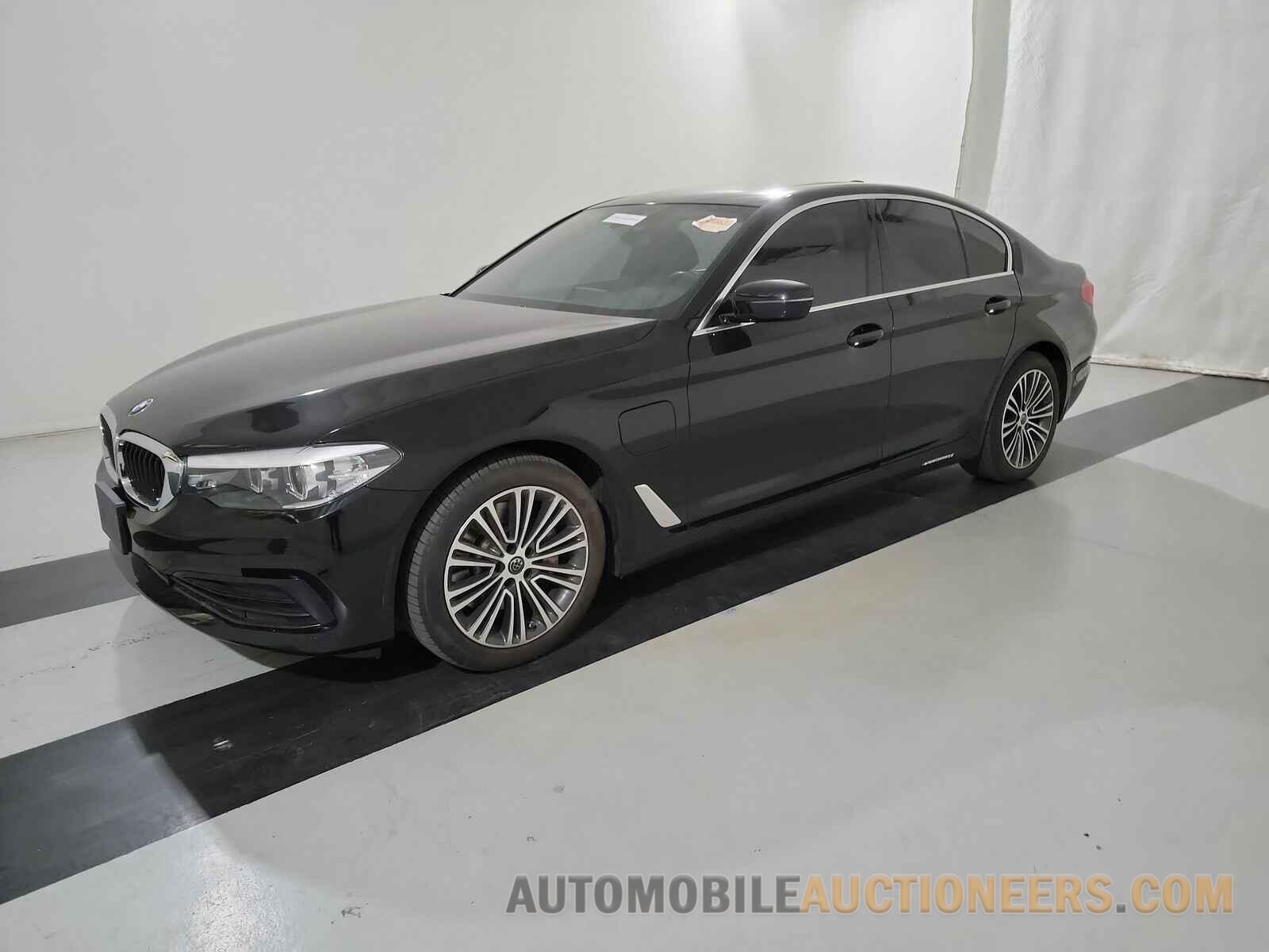 WBAJA9C53KB389797 BMW 5 Series 2019