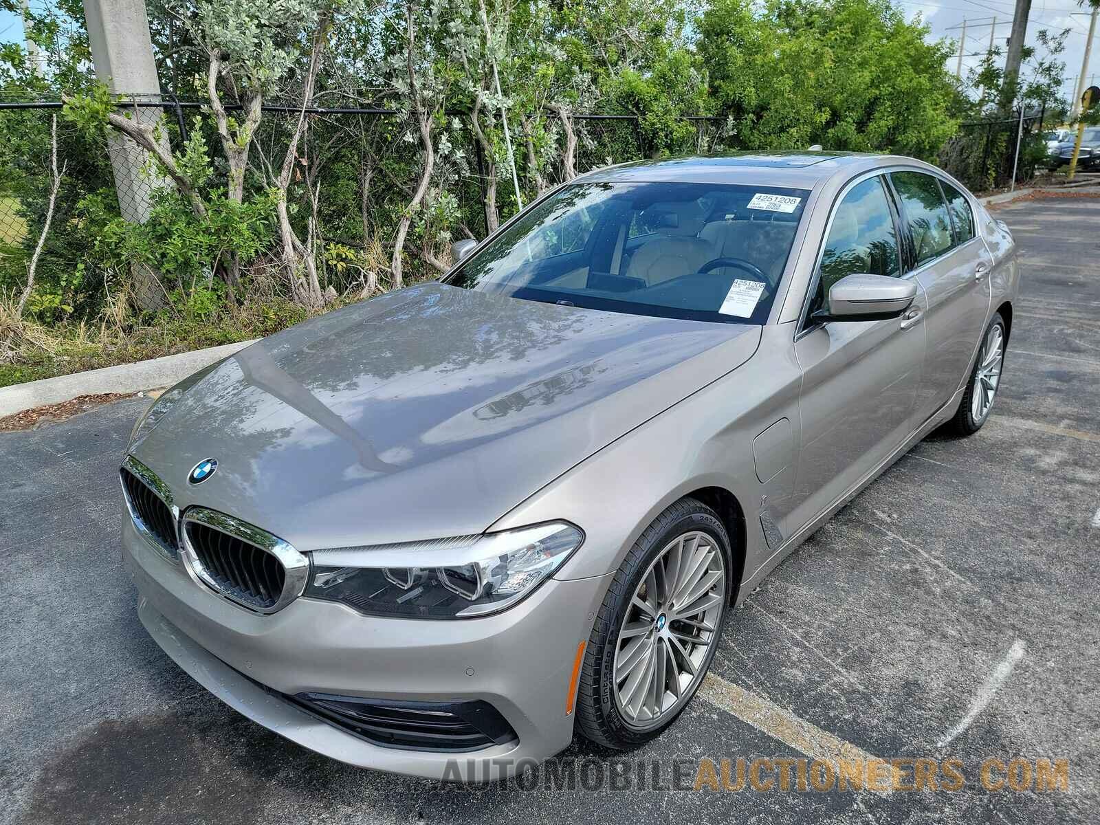 WBAJA9C54JG623074 BMW 5 Series 2018