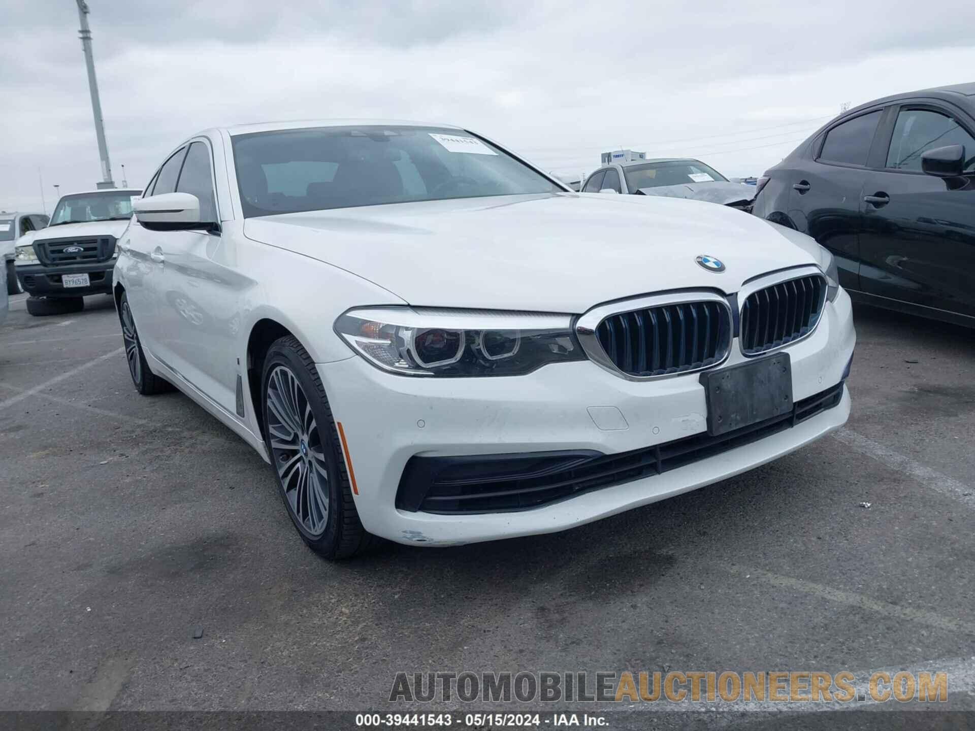 WBAJA9C54KB389114 BMW 530E 2019