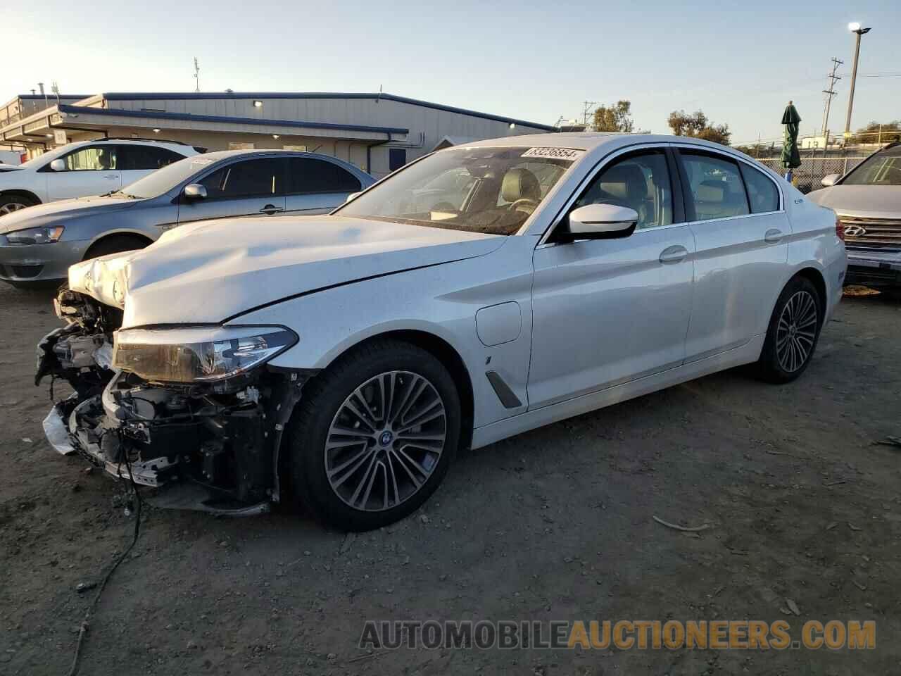 WBAJA9C54KB393339 BMW 5 SERIES 2019