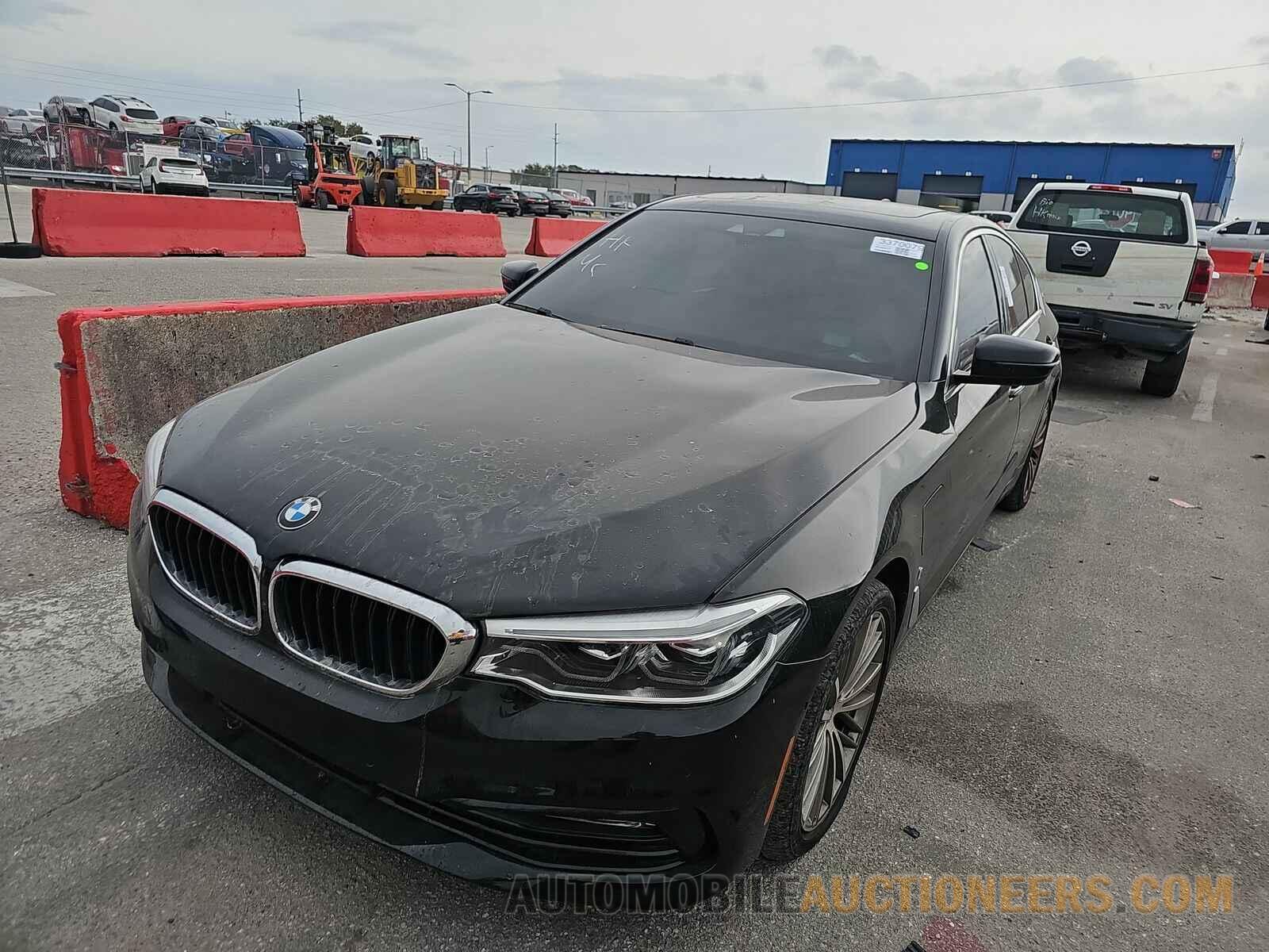 WBAJA9C55JB250110 BMW 5 Series 2018