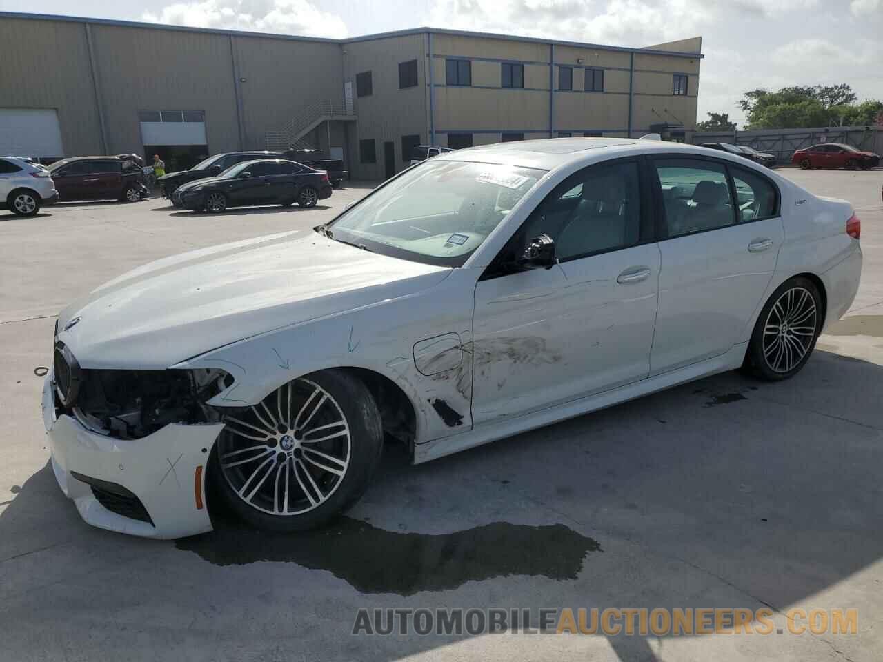 WBAJA9C55JB250334 BMW 5 SERIES 2018