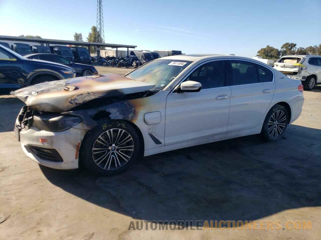 WBAJA9C55JB250561 BMW 5 SERIES 2018