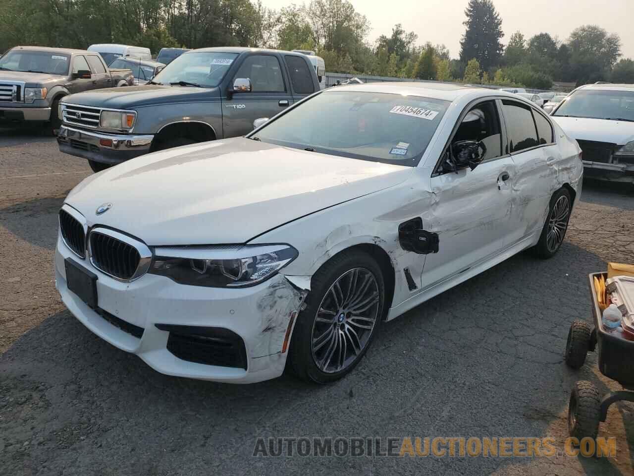 WBAJA9C55KB254112 BMW 5 SERIES 2019