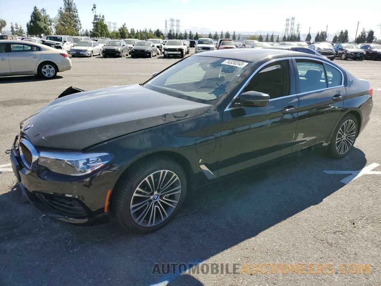 WBAJA9C55KB388439 BMW 5 SERIES 2019