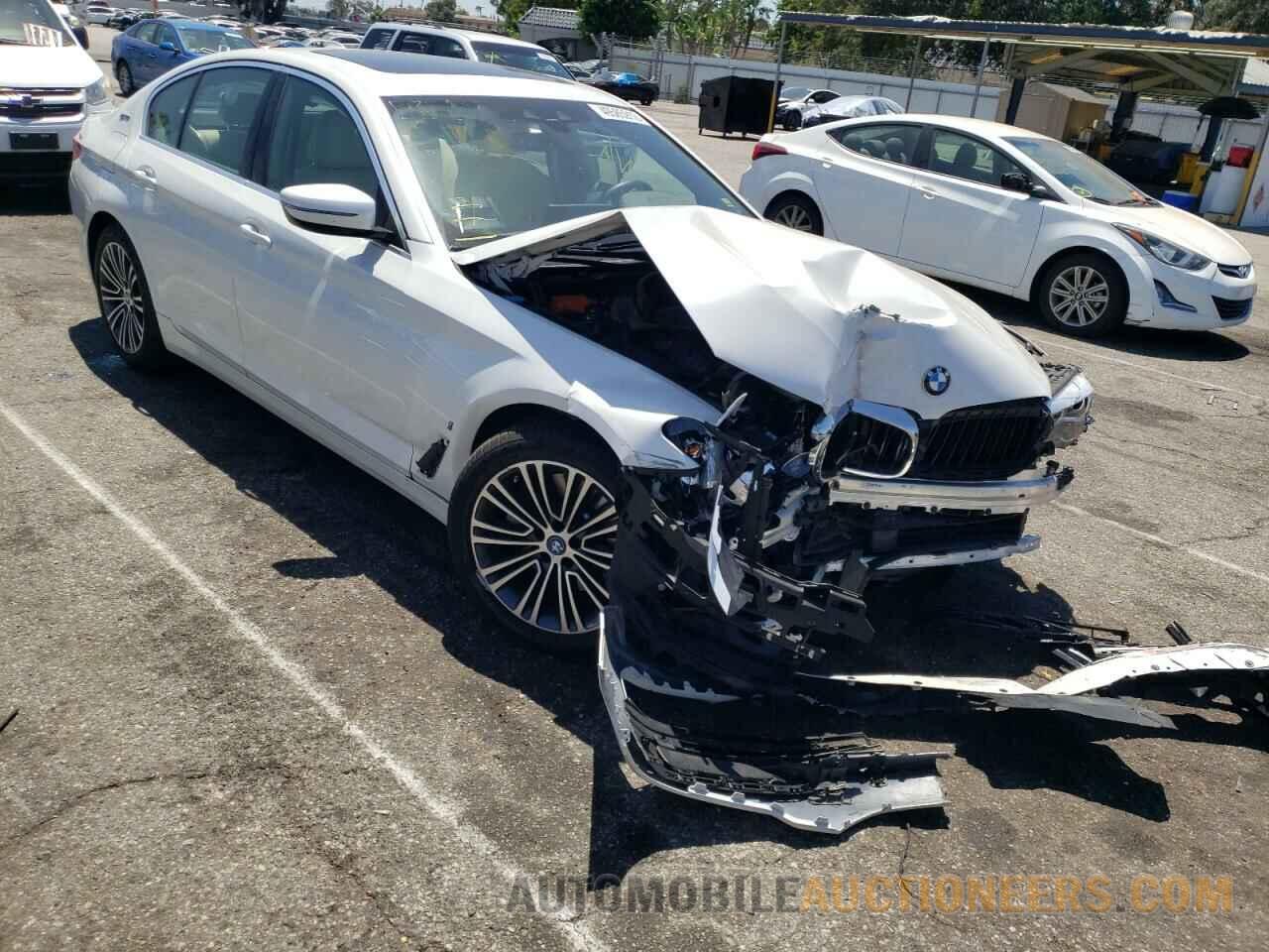 WBAJA9C55KB392958 BMW 5 SERIES 2019