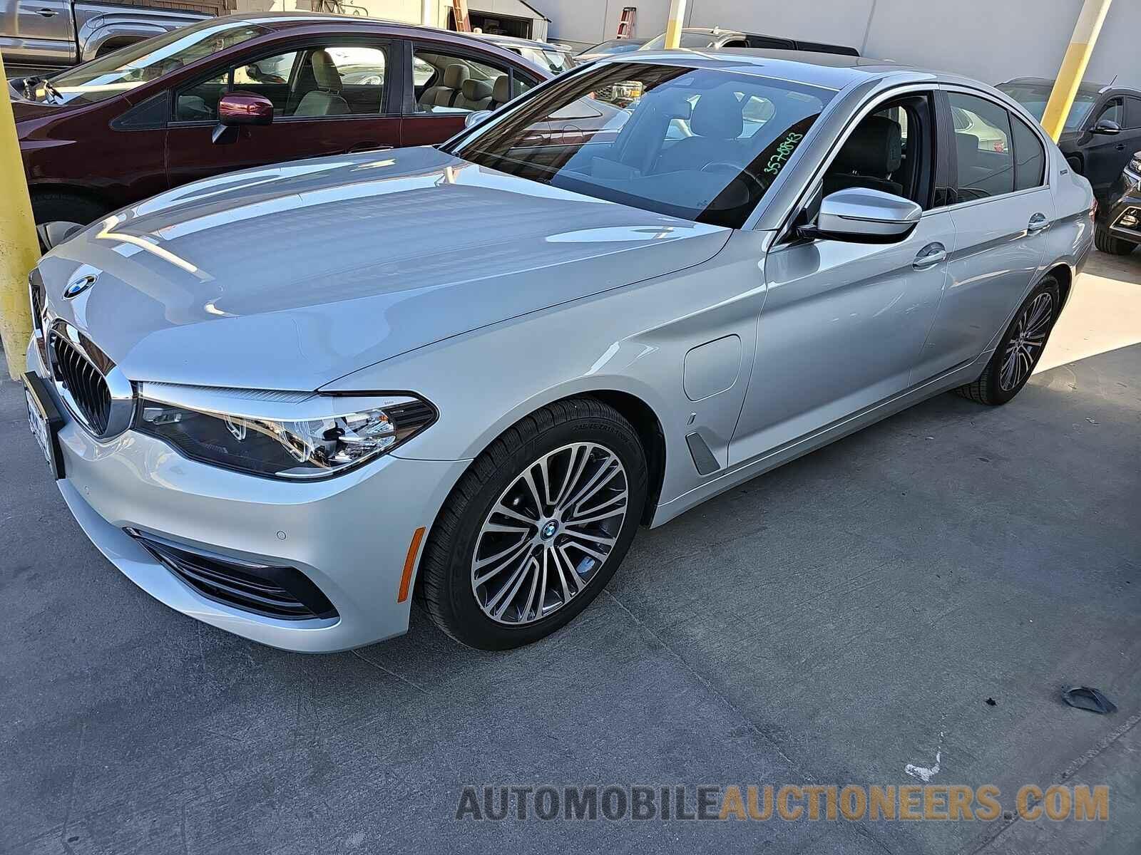 WBAJA9C55KB393205 BMW 5 Series 2019