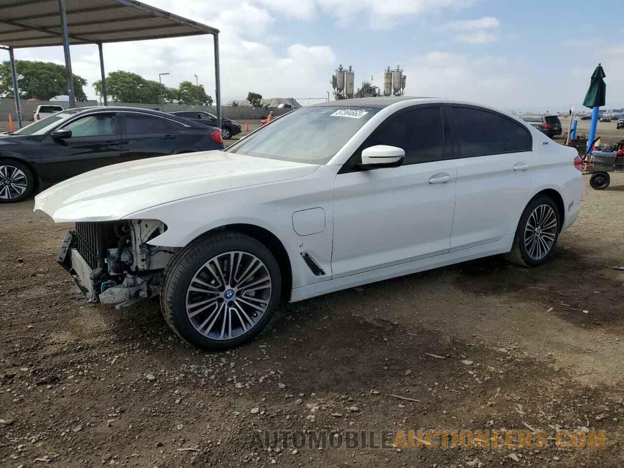 WBAJA9C55KB398503 BMW 5 SERIES 2019