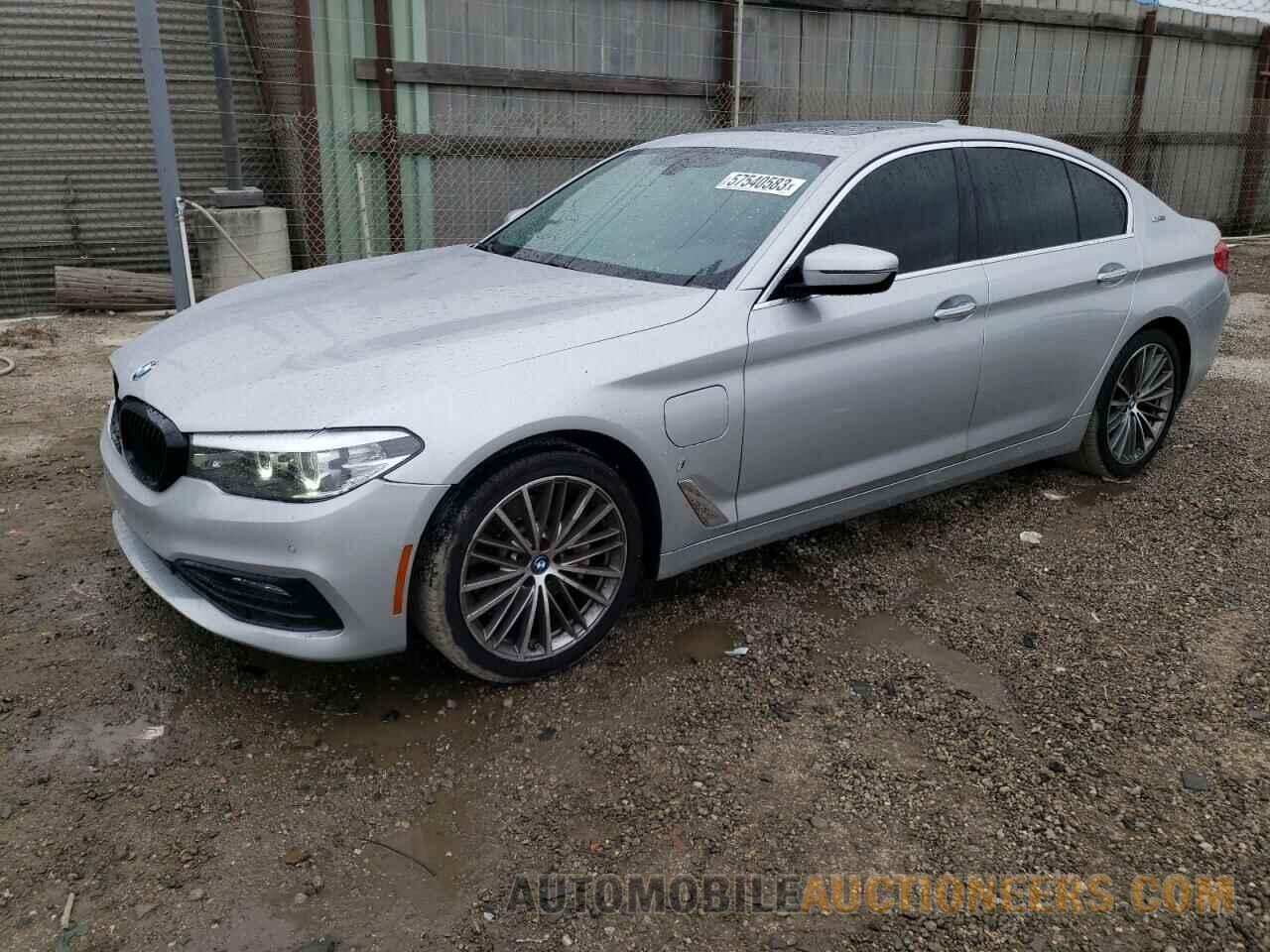 WBAJA9C56JB032998 BMW 5 SERIES 2018