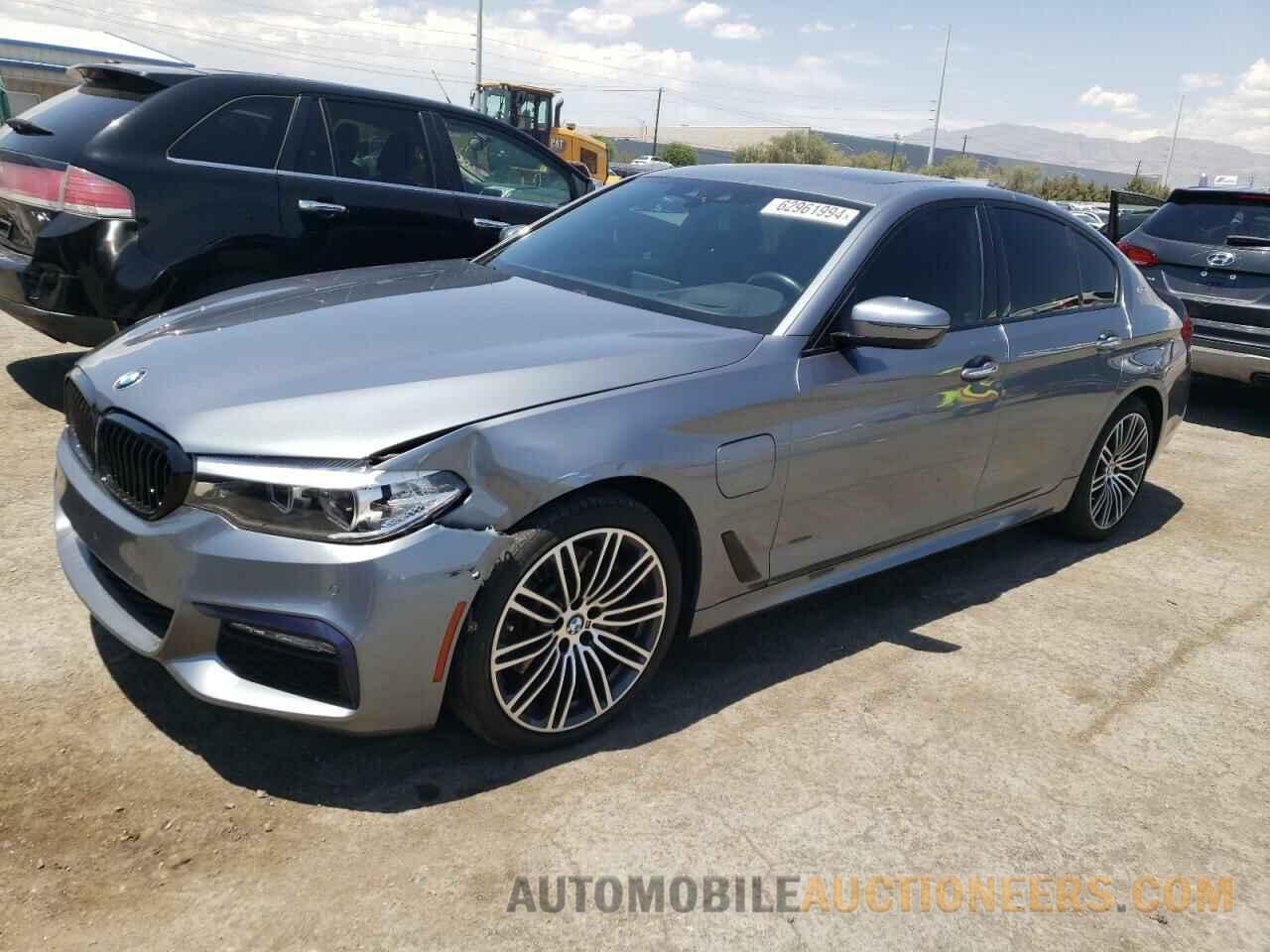 WBAJA9C56JB250519 BMW 5 SERIES 2018