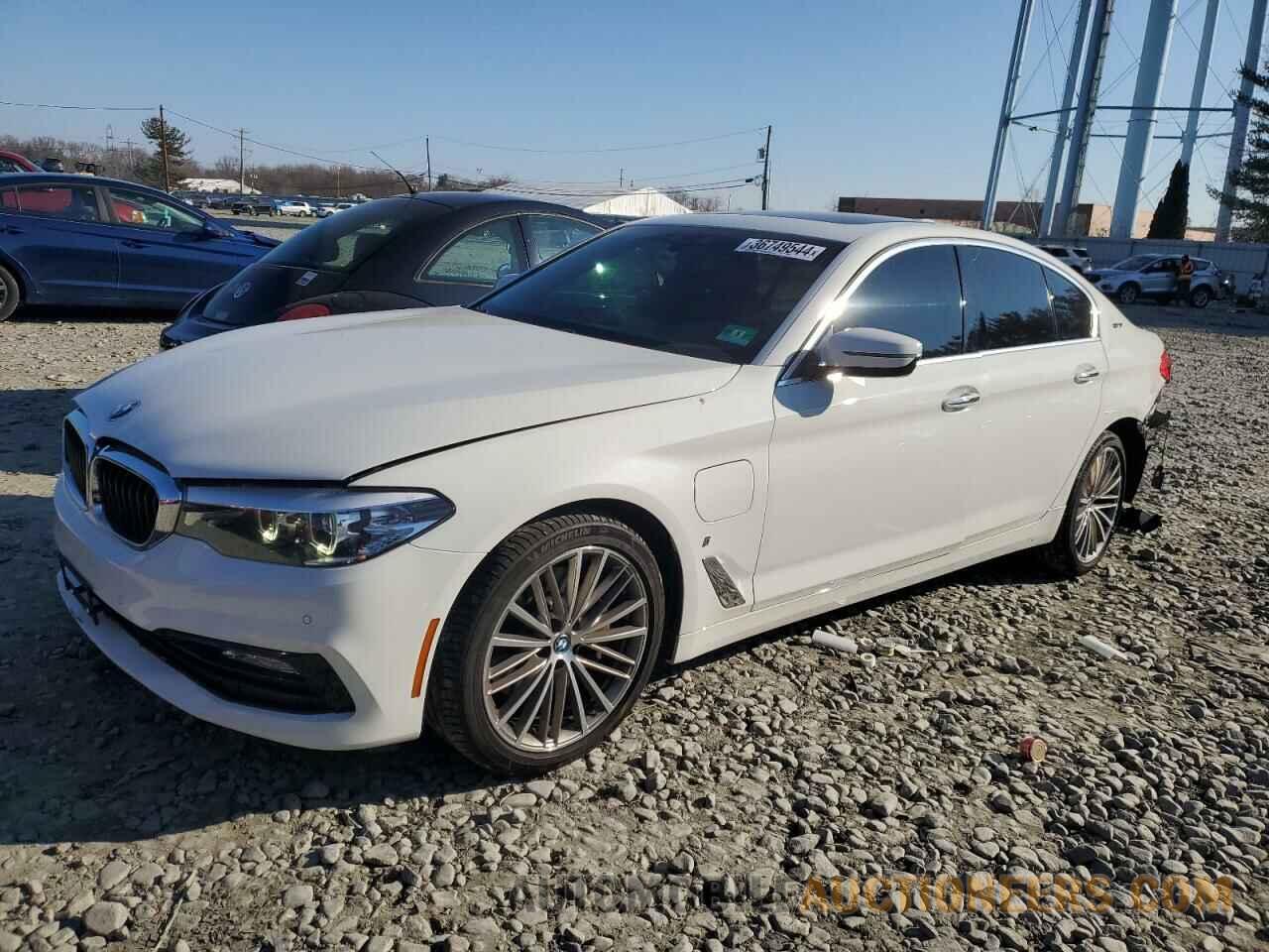 WBAJA9C56JB252688 BMW 5 SERIES 2018