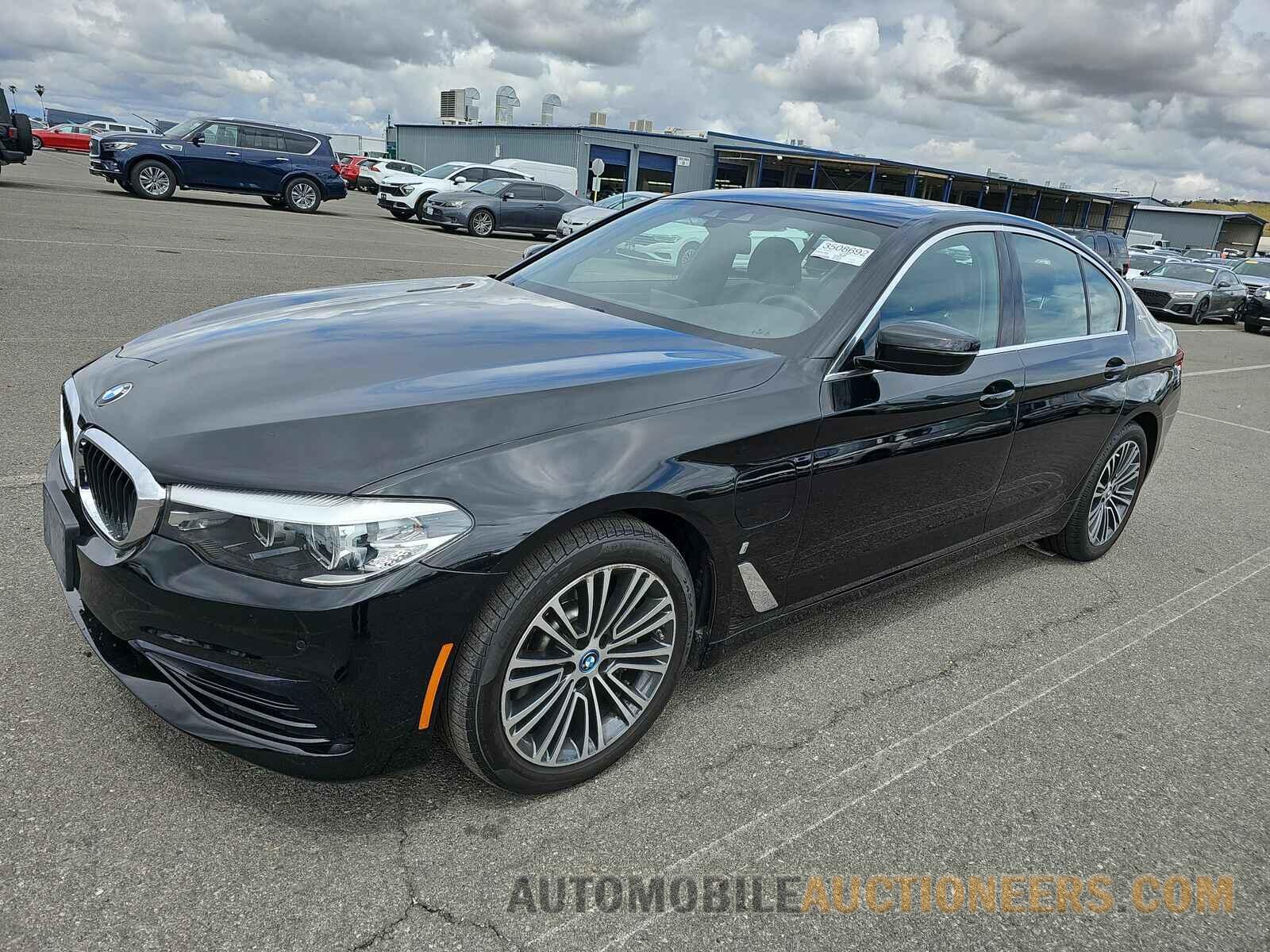 WBAJA9C56KB389521 BMW 5 Series 2019