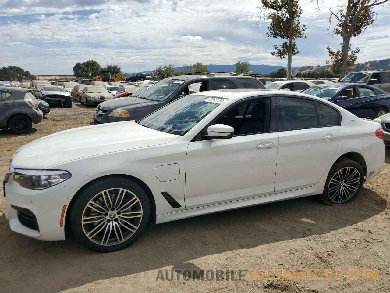 WBAJA9C56KB391897 BMW 5 SERIES 2019