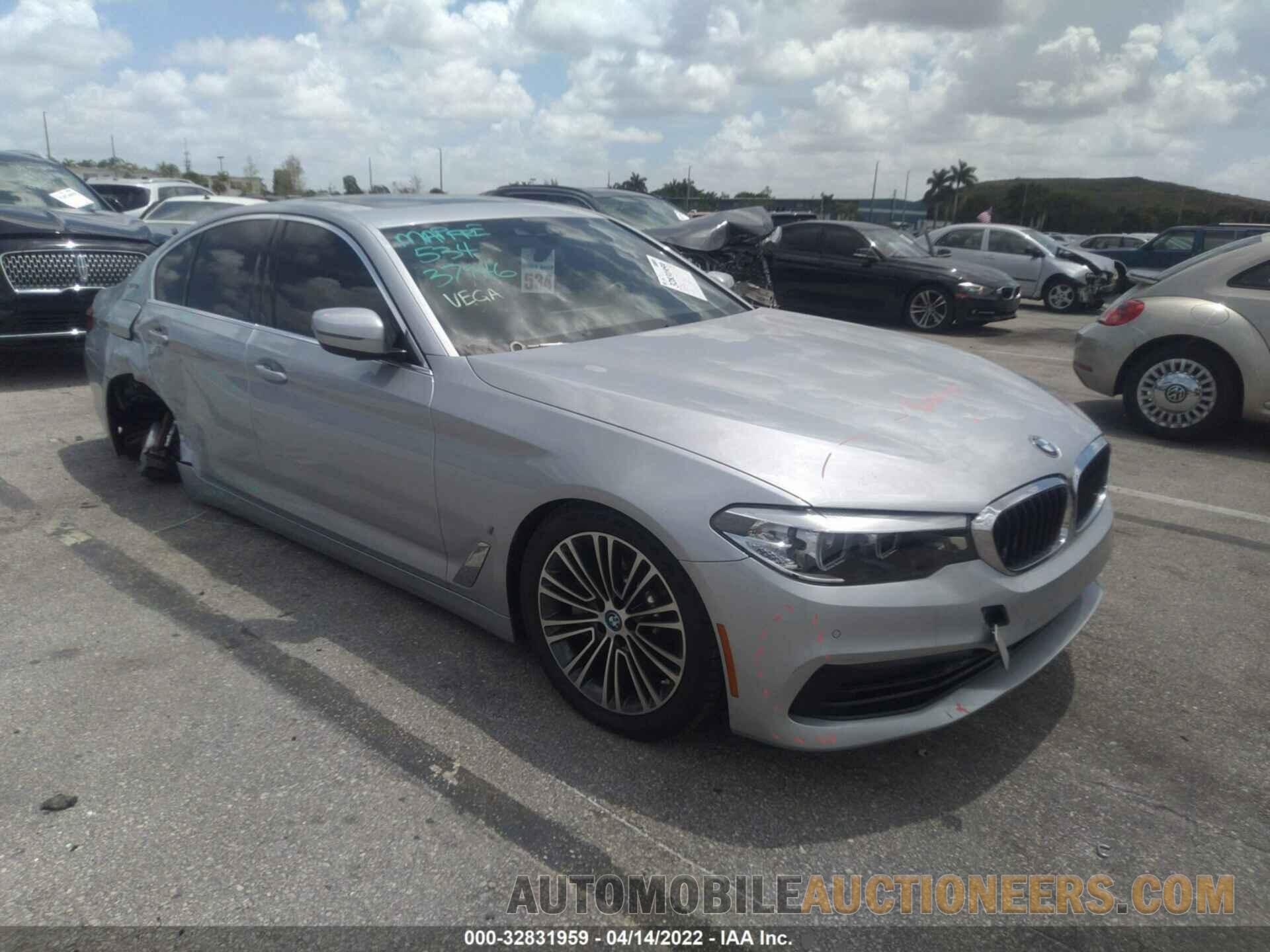 WBAJA9C56KB392435 BMW 5 SERIES 2019