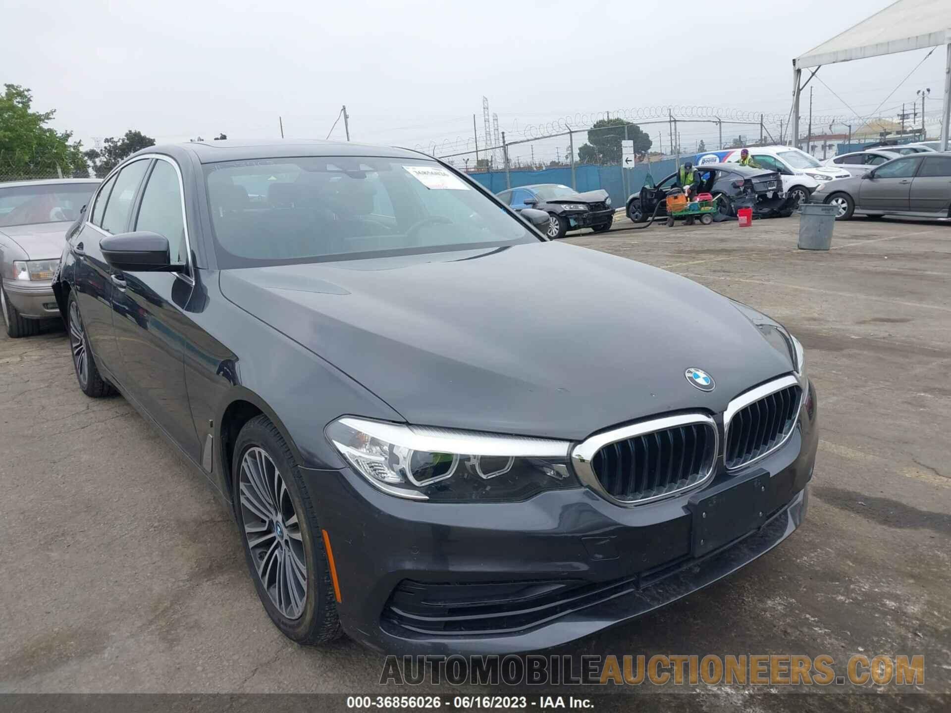 WBAJA9C56KB399062 BMW 5 SERIES 2019