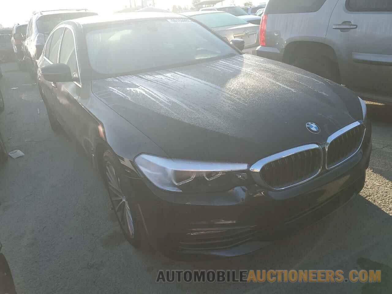 WBAJA9C57JB249010 BMW 5 SERIES 2018