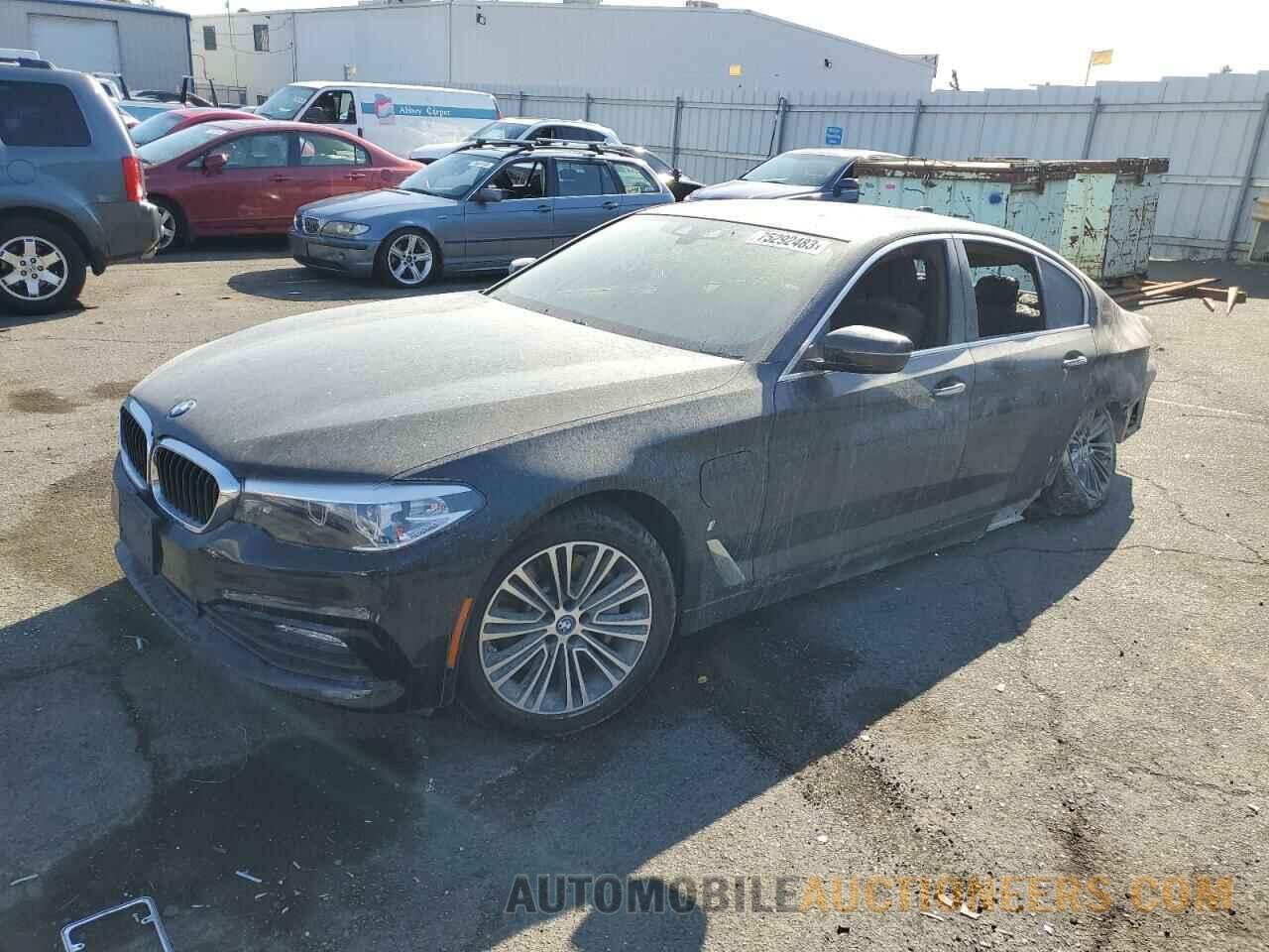 WBAJA9C57JB250609 BMW 5 SERIES 2018