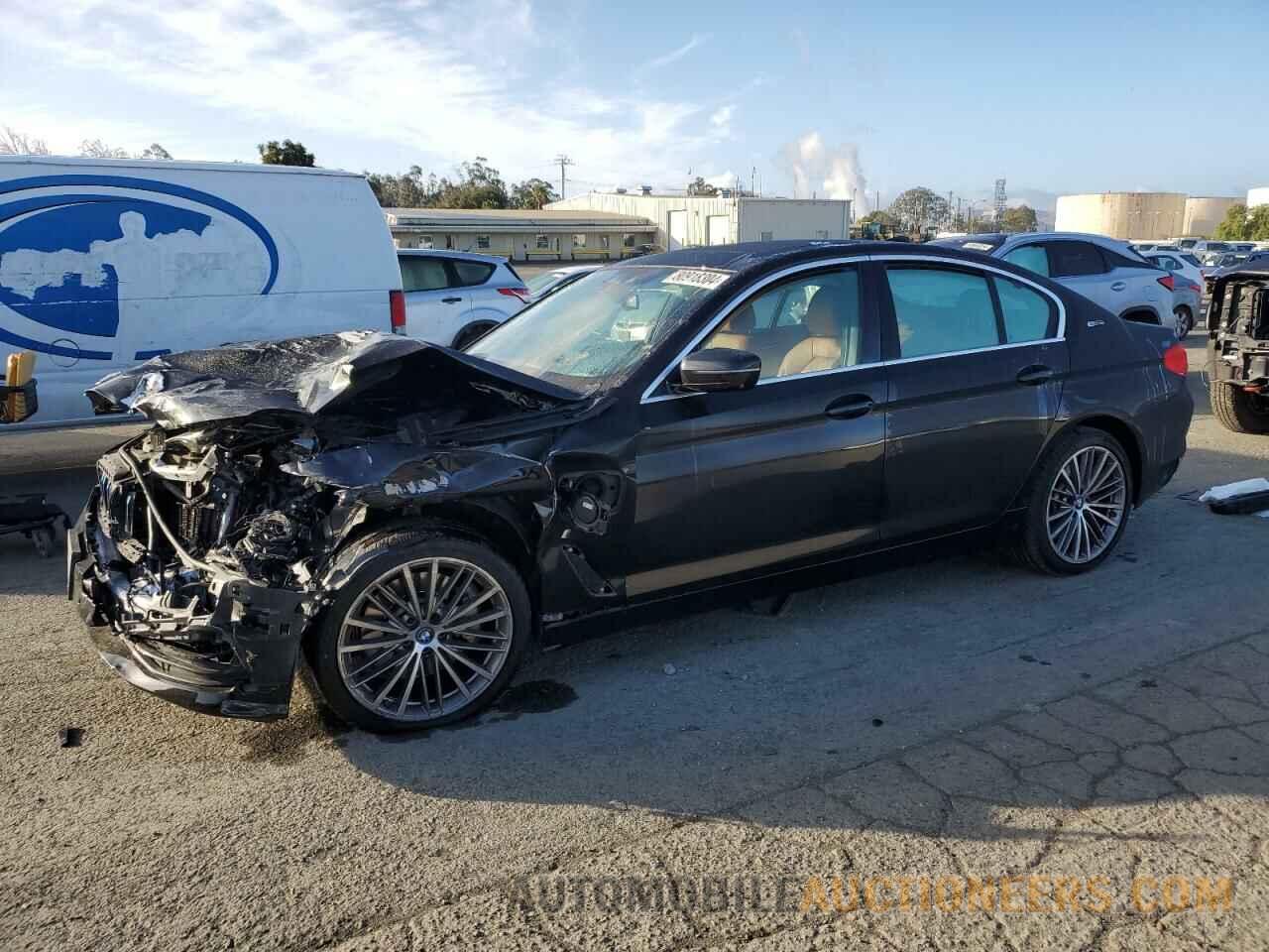 WBAJA9C57KB393612 BMW 5 SERIES 2019